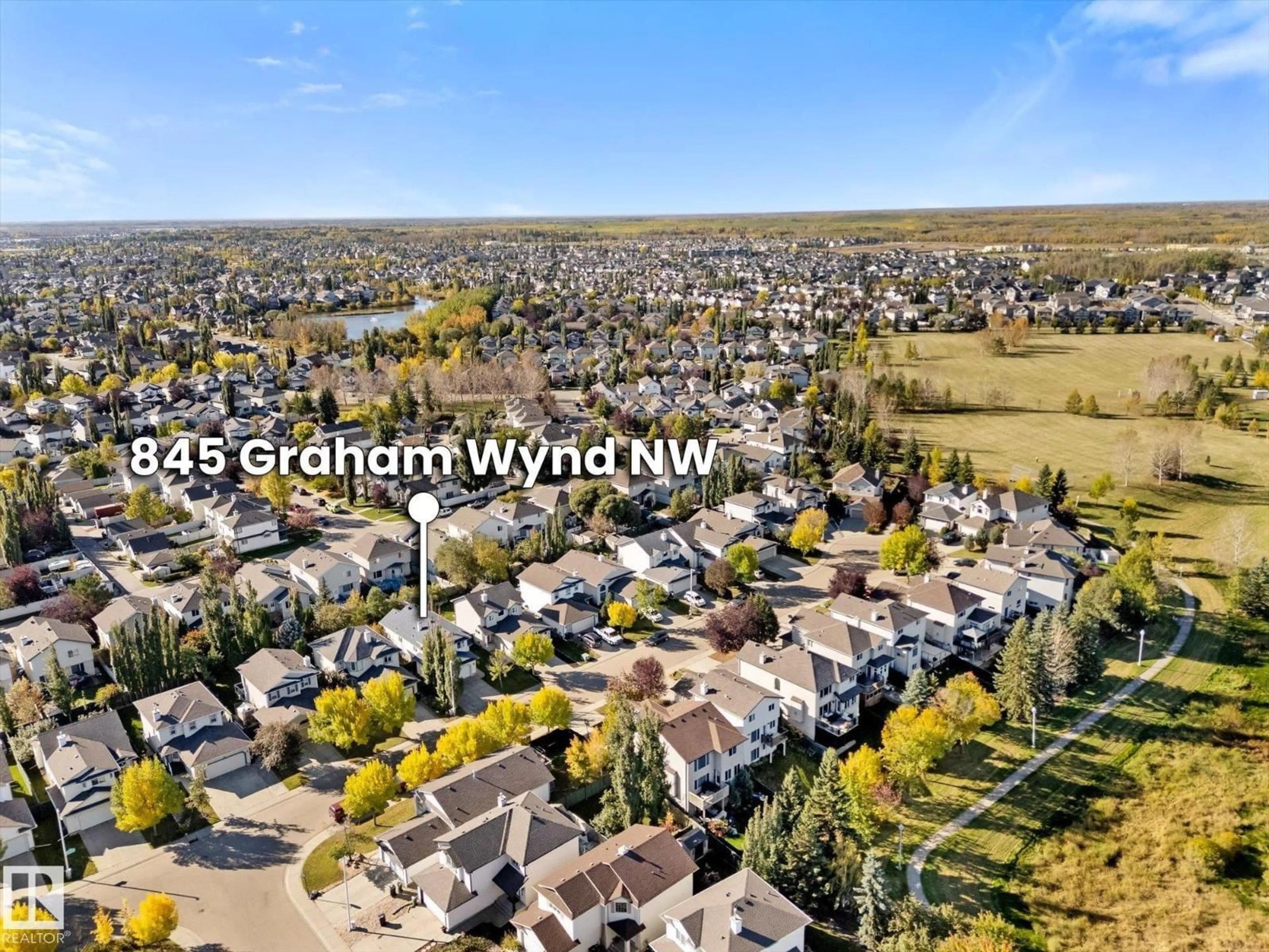 A pic from outside/outdoor area/front of a property/back of a property/a pic from drone, mountain view for 845 GRAHAM WD, Edmonton Alberta T5T6N4