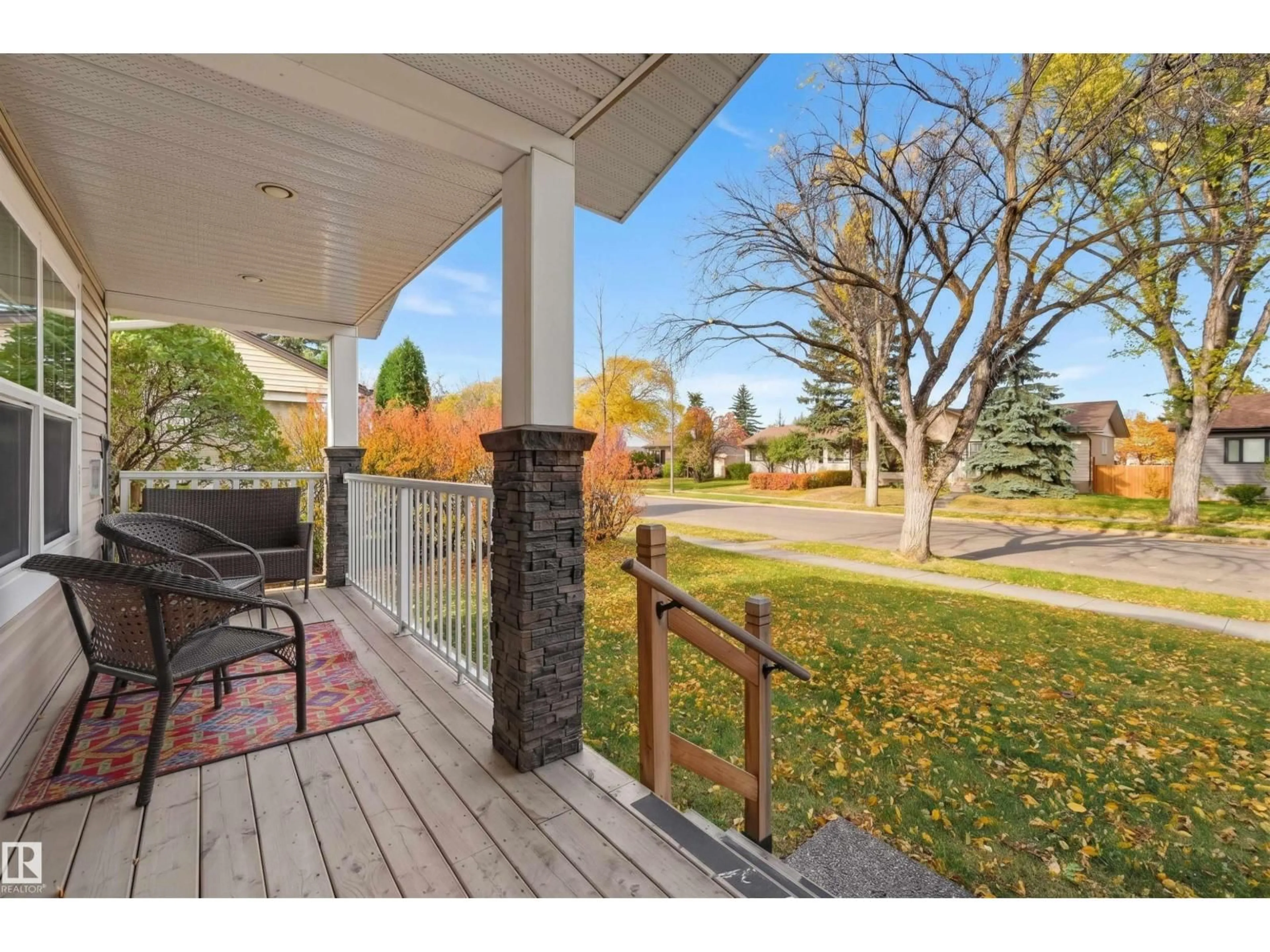 Patio, street for 13919 119 AV, Edmonton Alberta T5L2N7