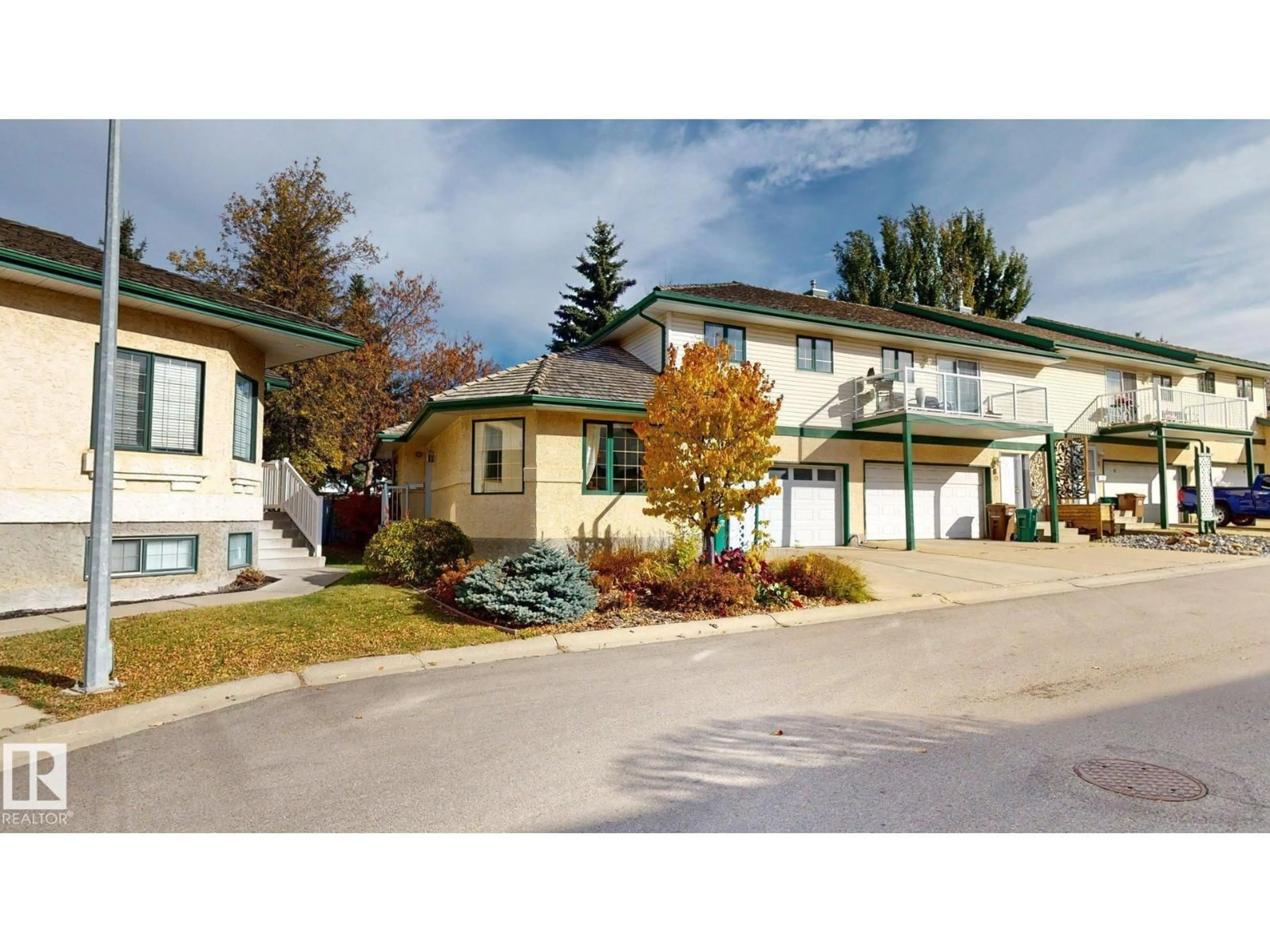 Unknown for 11 - 8 HUNCHAK WY, St. Albert Alberta T8N6P2