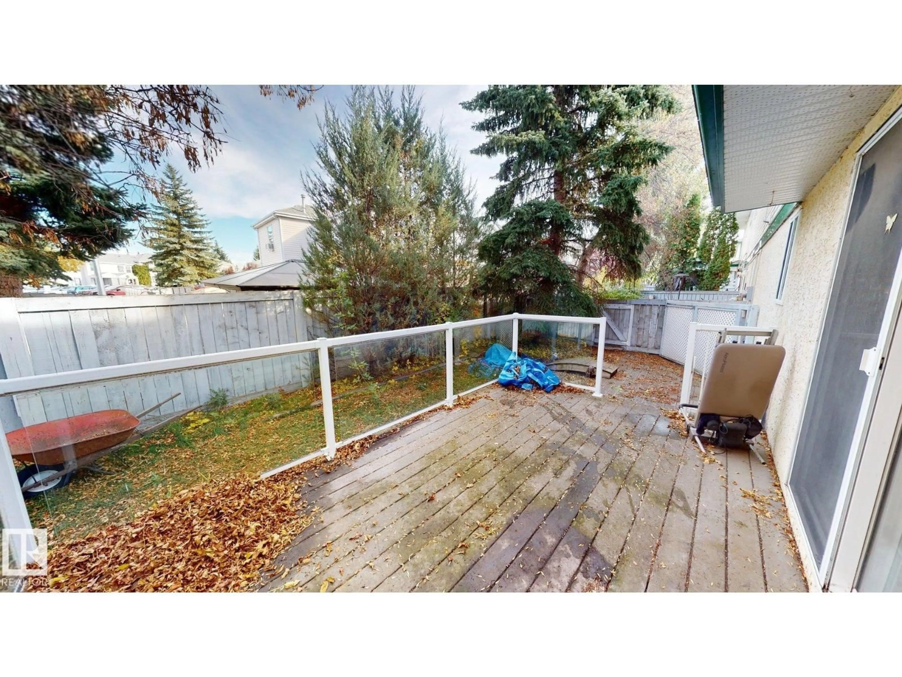 Patio, water/lake/river/ocean view for 11 - 8 HUNCHAK WY, St. Albert Alberta T8N6P2
