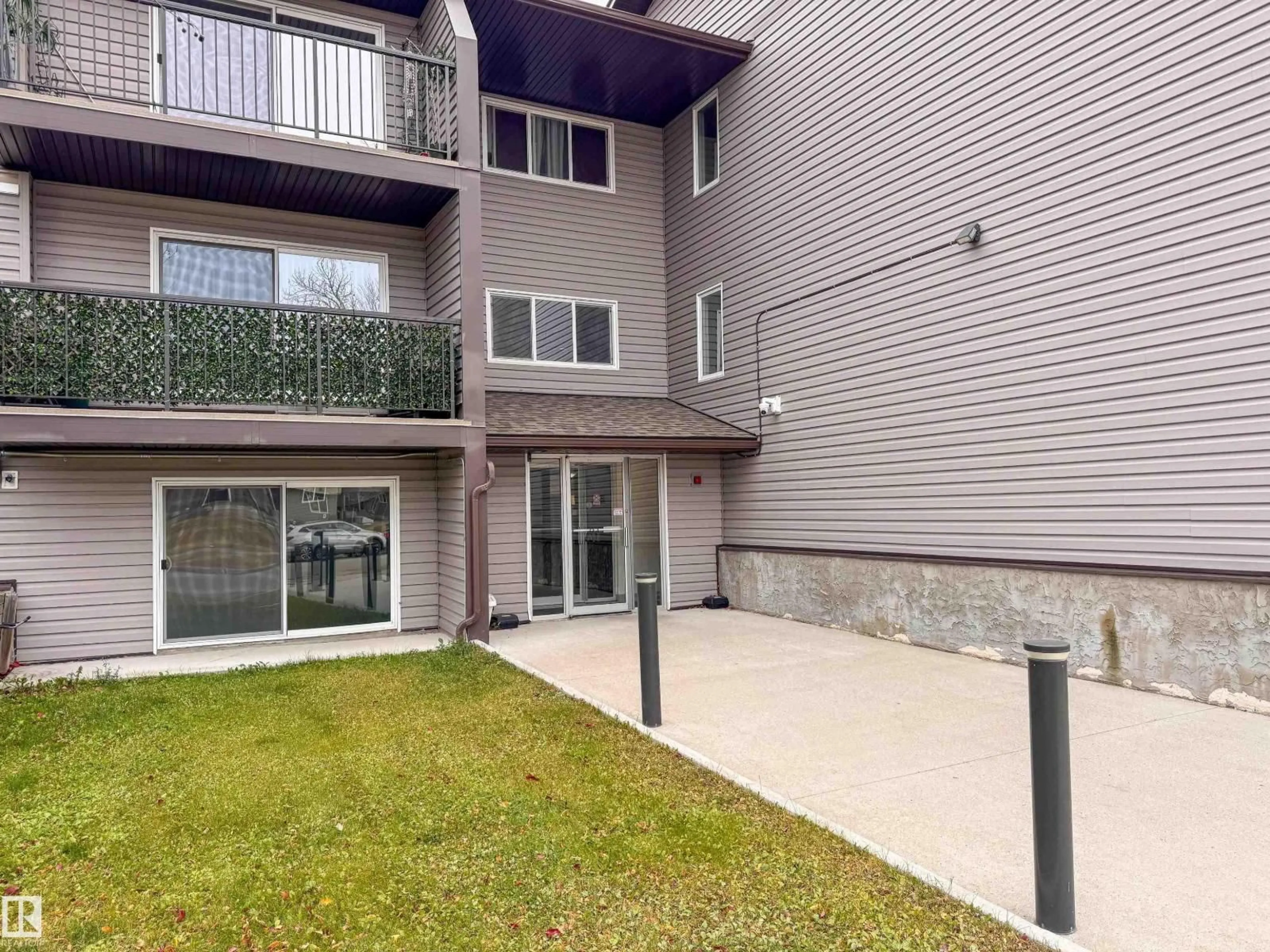 Patio, unknown for #107 - 15105 121 ST NW, Edmonton Alberta T5X2G3