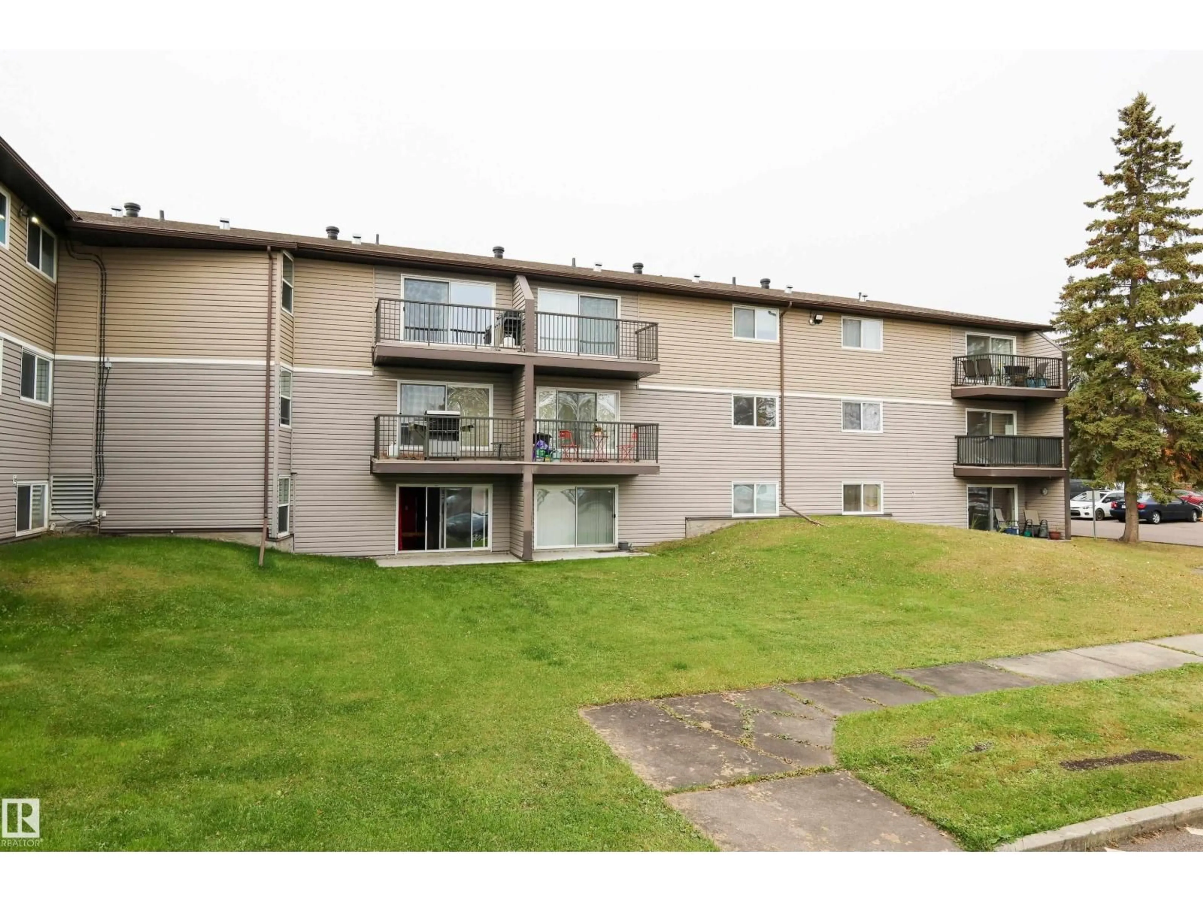 Unknown for #107 - 15105 121 ST NW, Edmonton Alberta T5X2G3
