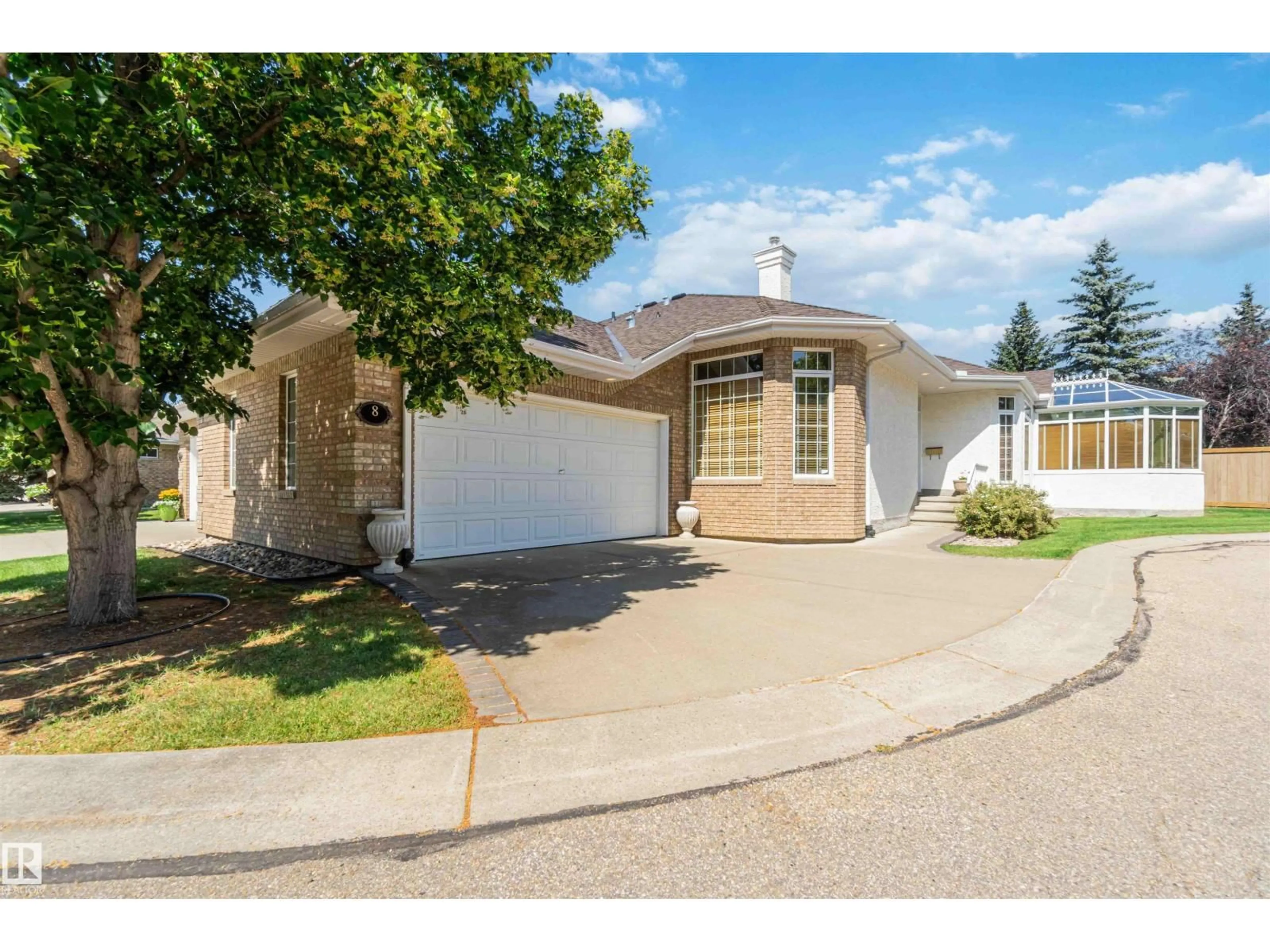 Unknown for 8 BUTTERWORTH PT, Edmonton Alberta T6R2S3