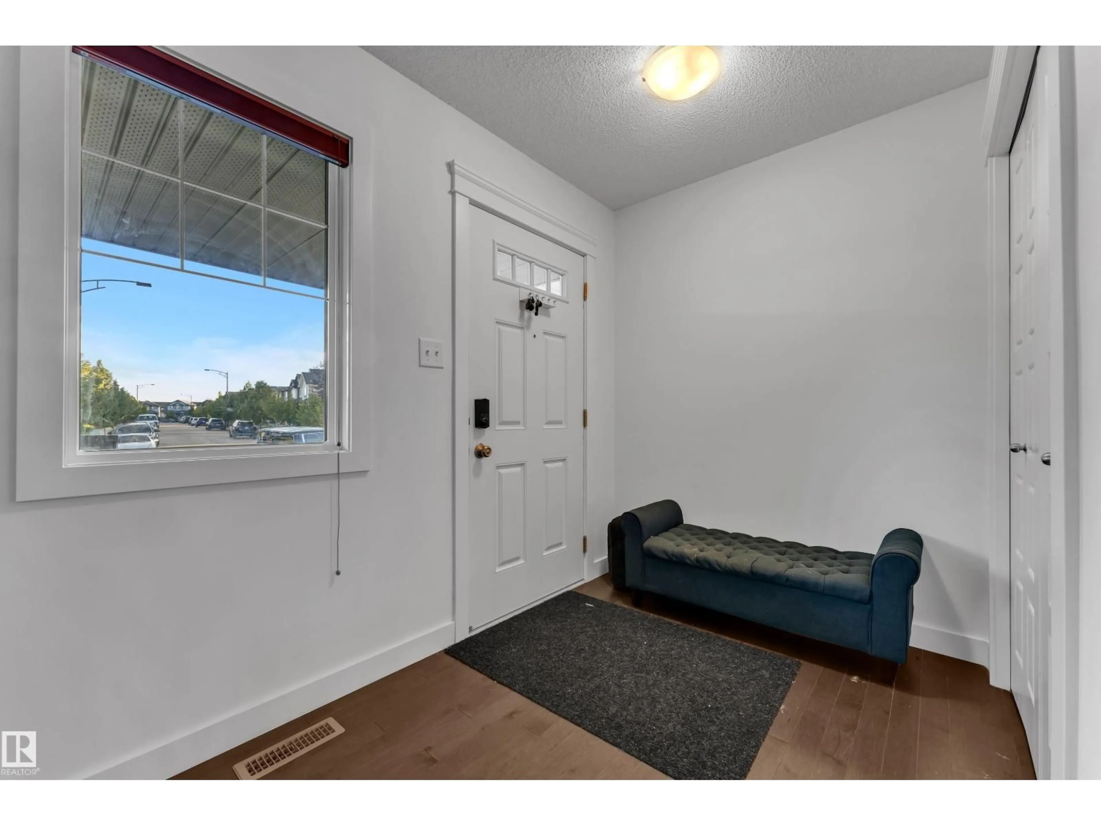 Indoor entryway for SW SW - 16052 11 AV, Edmonton Alberta T6W2H6