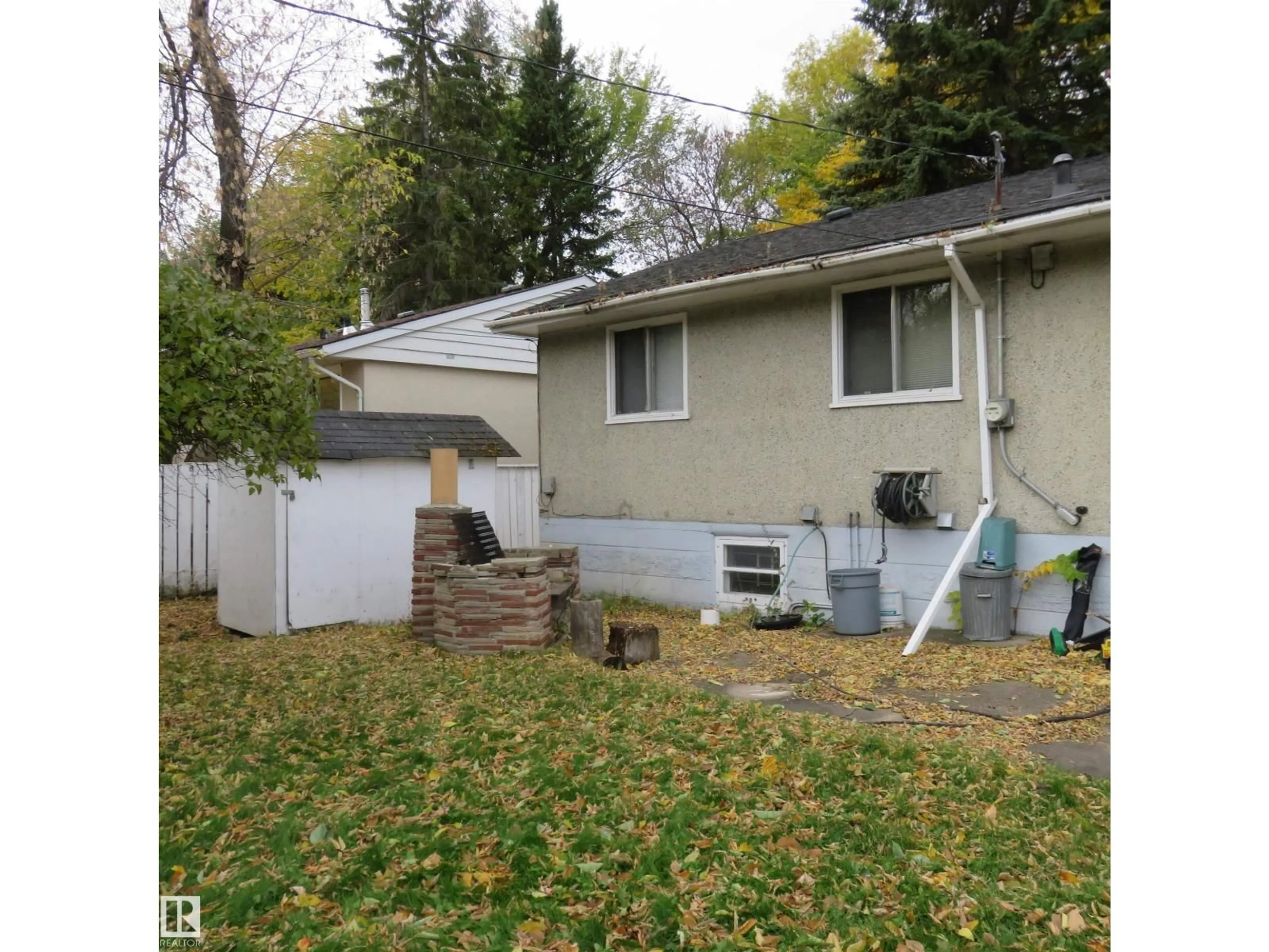 Unknown for NW - 11929 52 ST, Edmonton Alberta T5W3J5