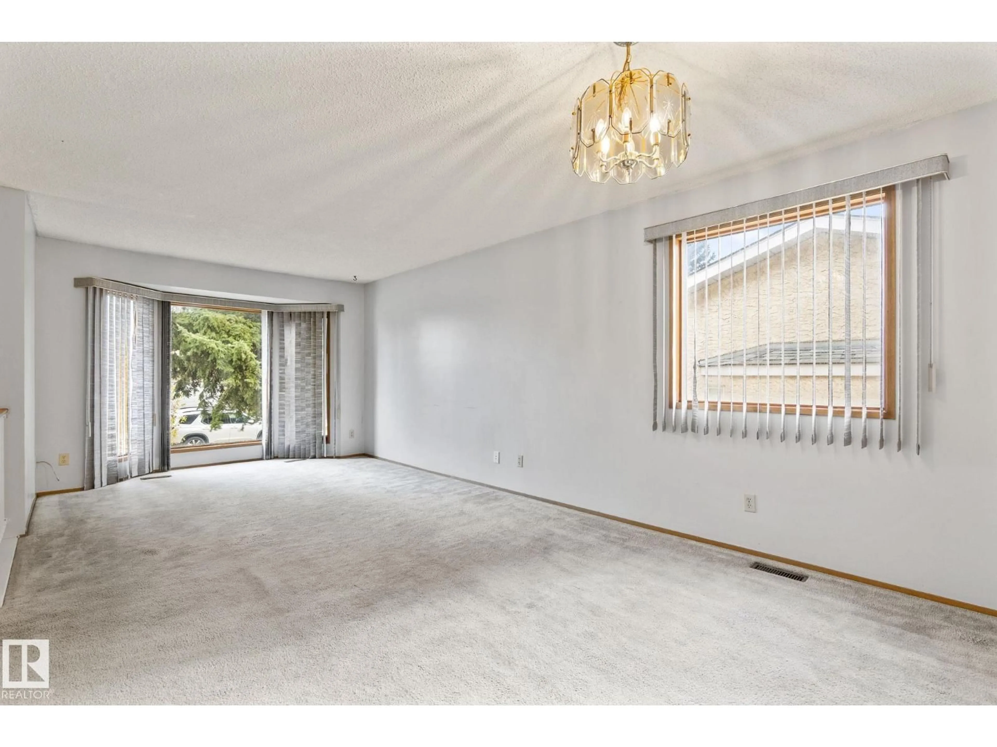 A pic of a room for 1416 49A ST, Edmonton Alberta T6L6H6