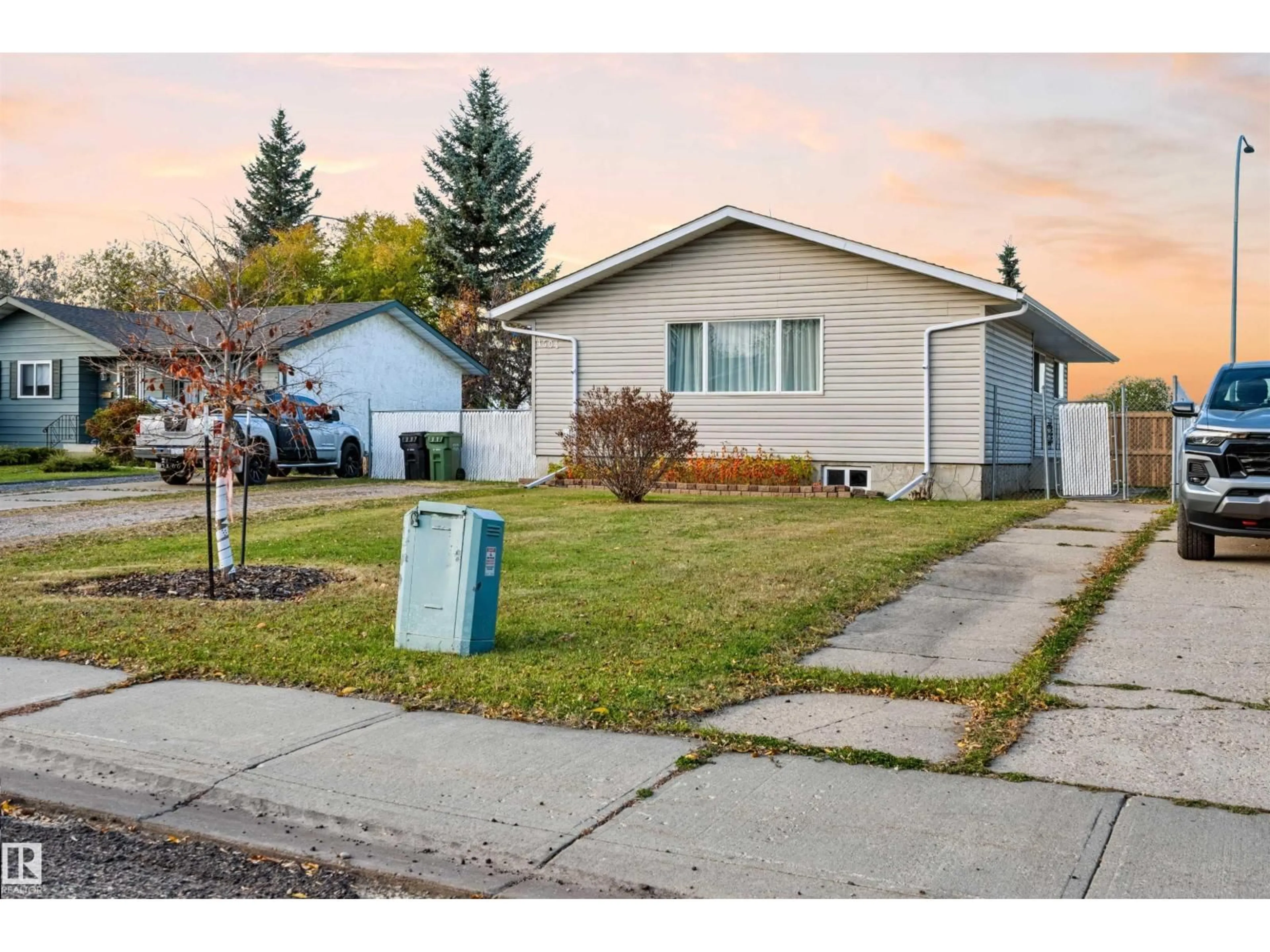 Home with vinyl exterior material, street for 4504 43B AV, Leduc Alberta T9E4R1