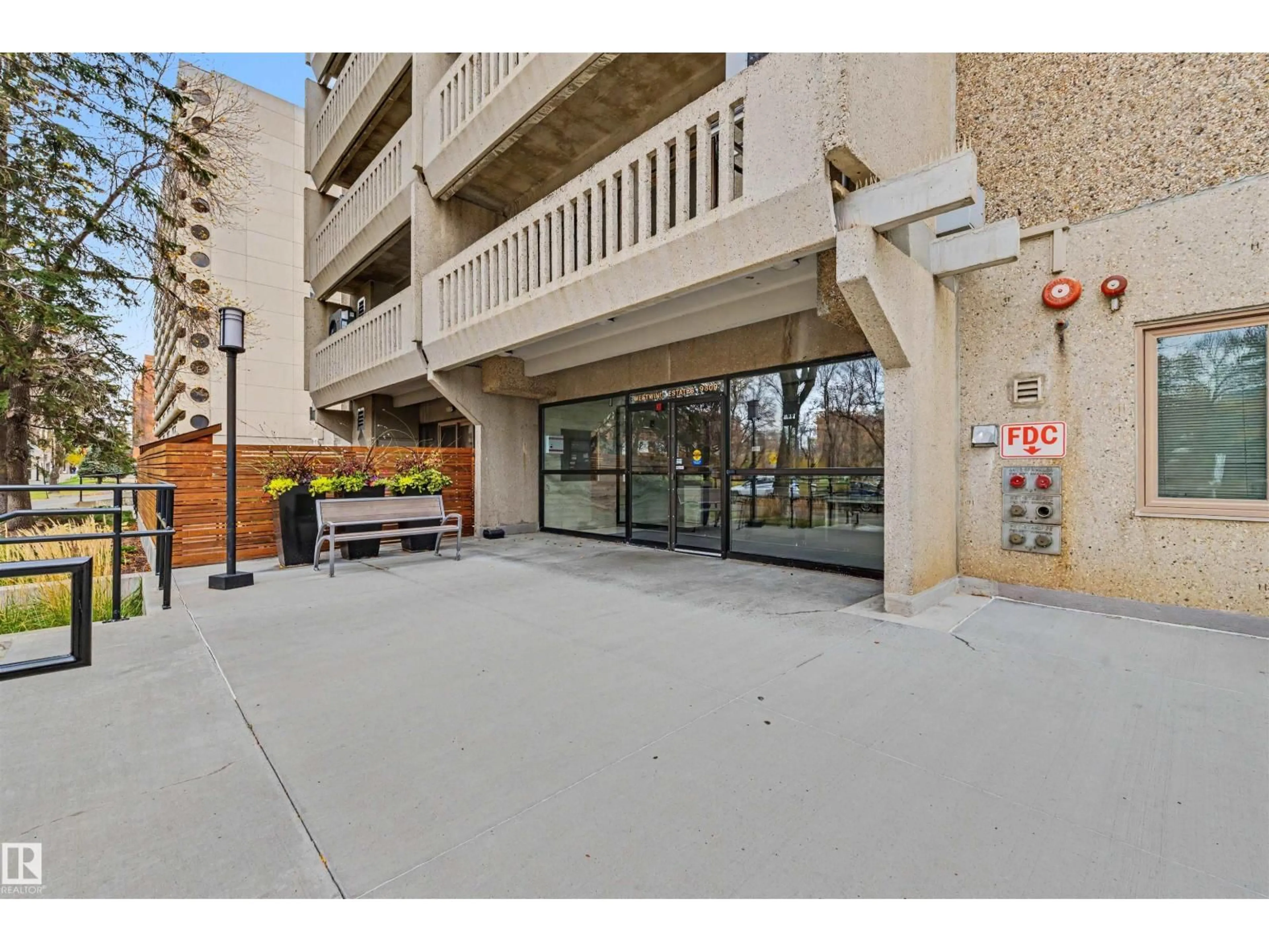 Unknown for 905 - 9809 110 ST NW, Edmonton Alberta T5K2J9