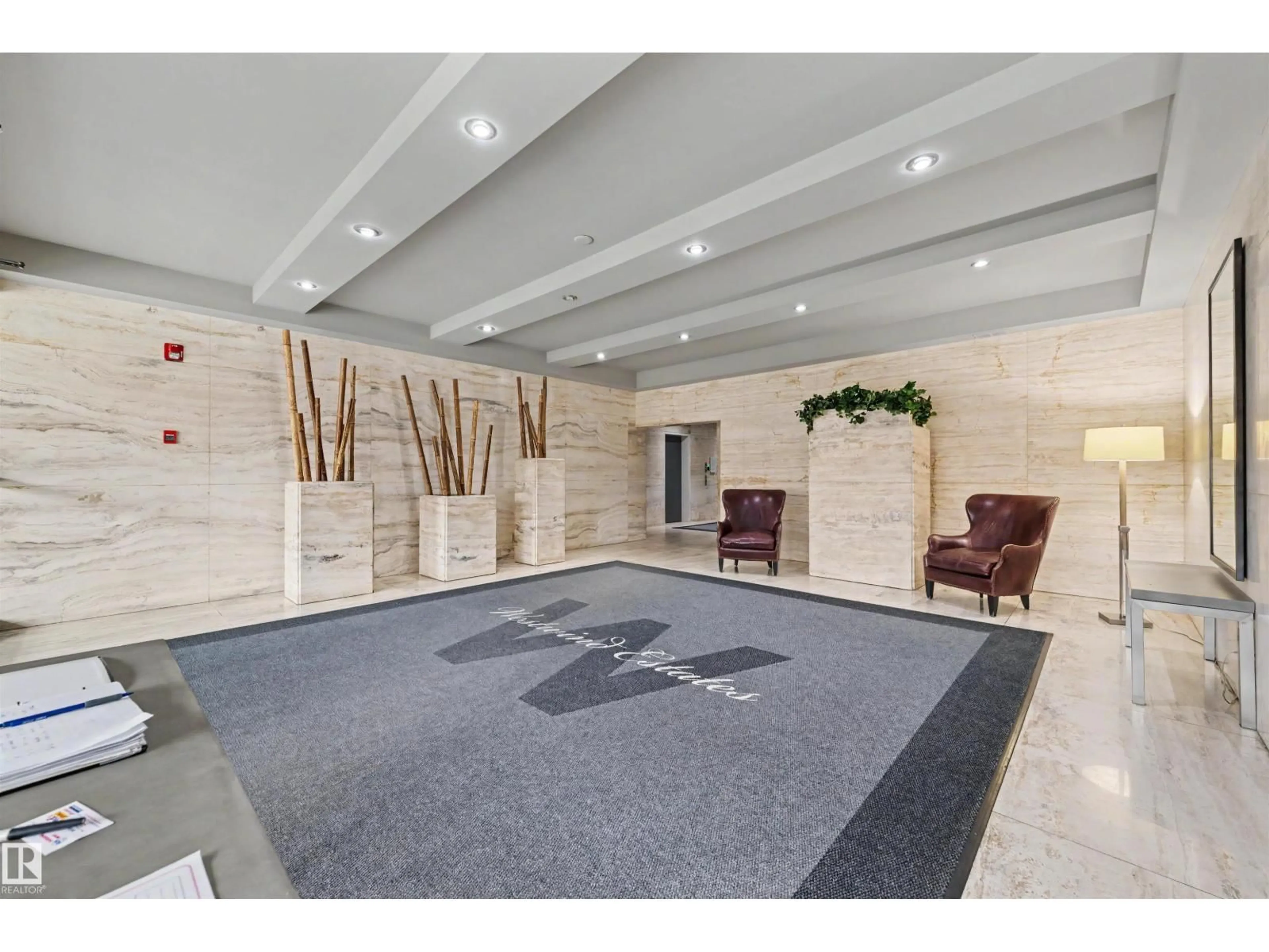 Lobby for 905 - 9809 110 ST NW, Edmonton Alberta T5K2J9