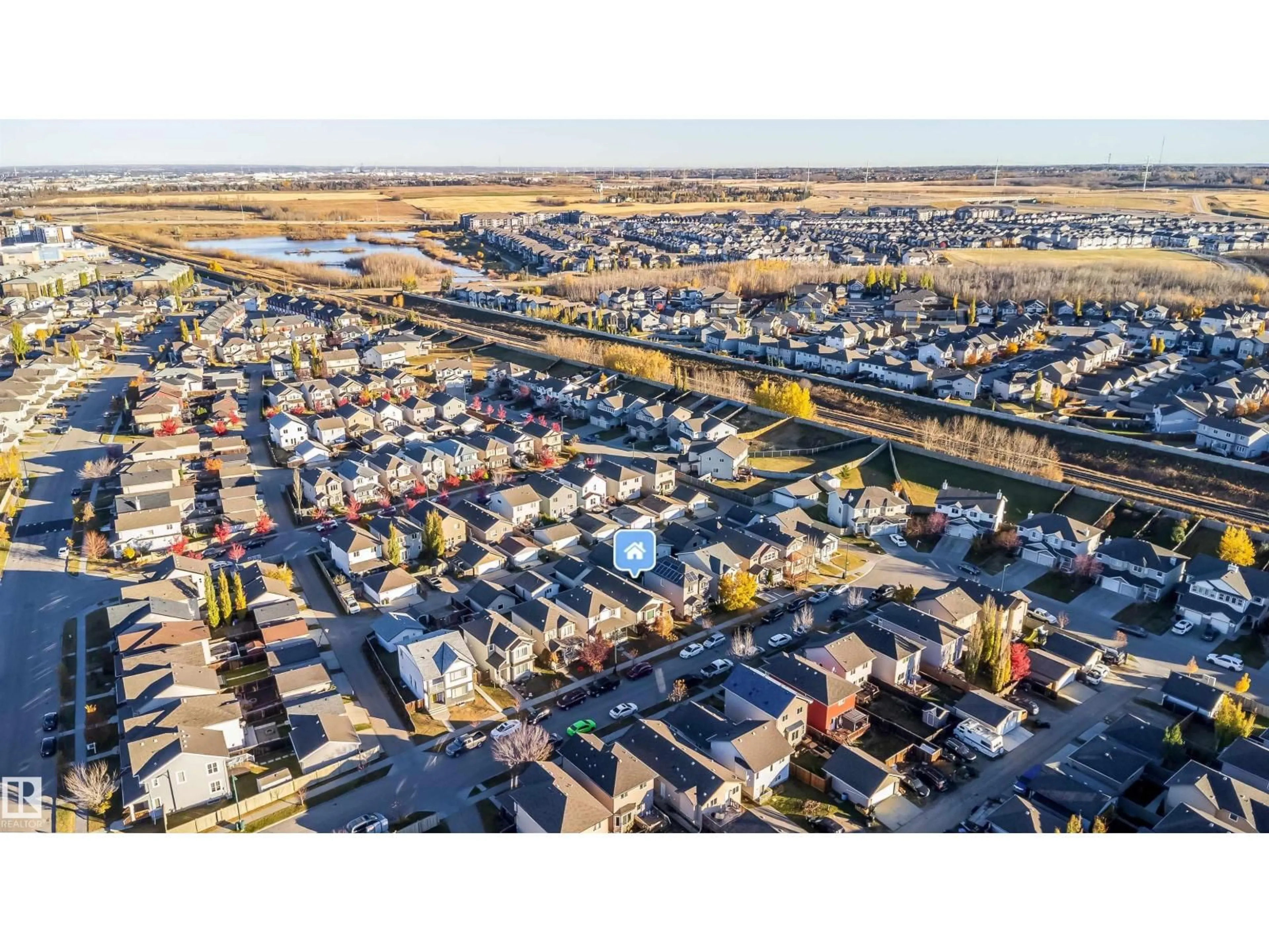 A pic from outside/outdoor area/front of a property/back of a property/a pic from drone, street for 1126 36A AV, Edmonton Alberta T6T0G1