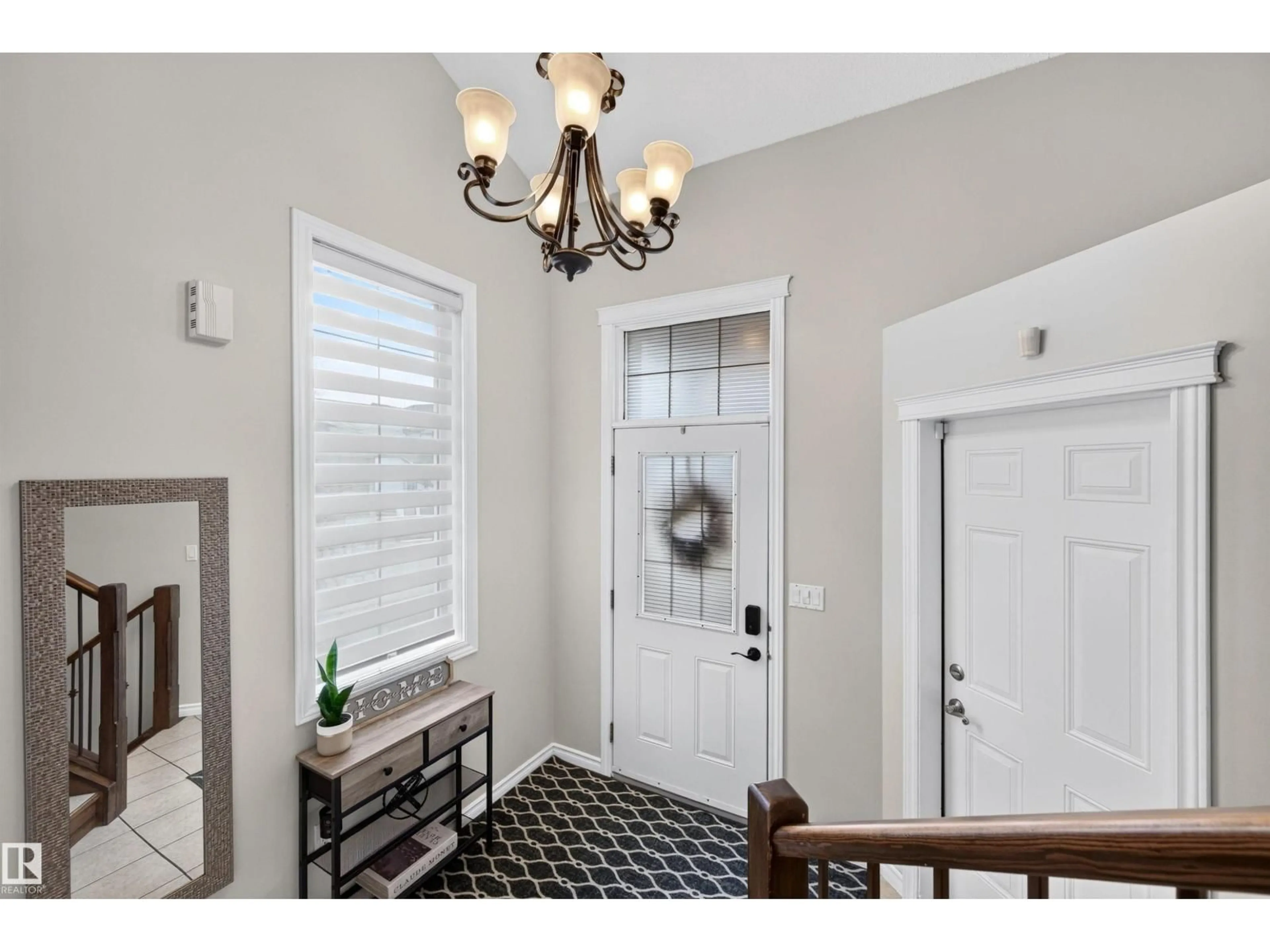 Indoor entryway for 9406 83 AV, Morinville Alberta T8R0A8