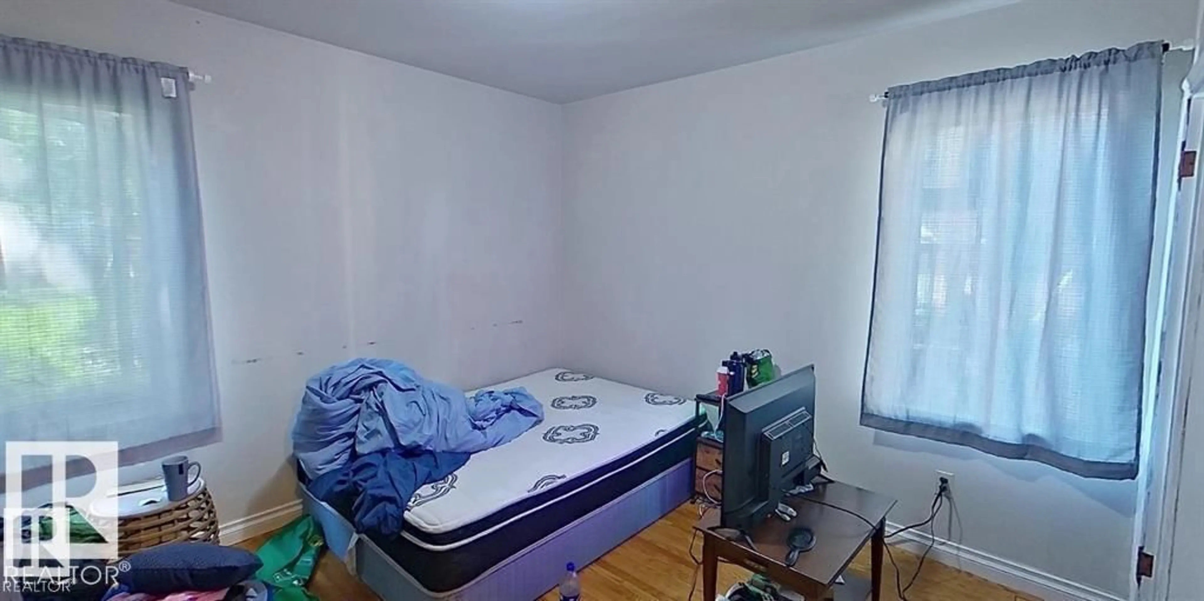 A pic of a room for 10204 123 AV, Edmonton Alberta T5G0V6