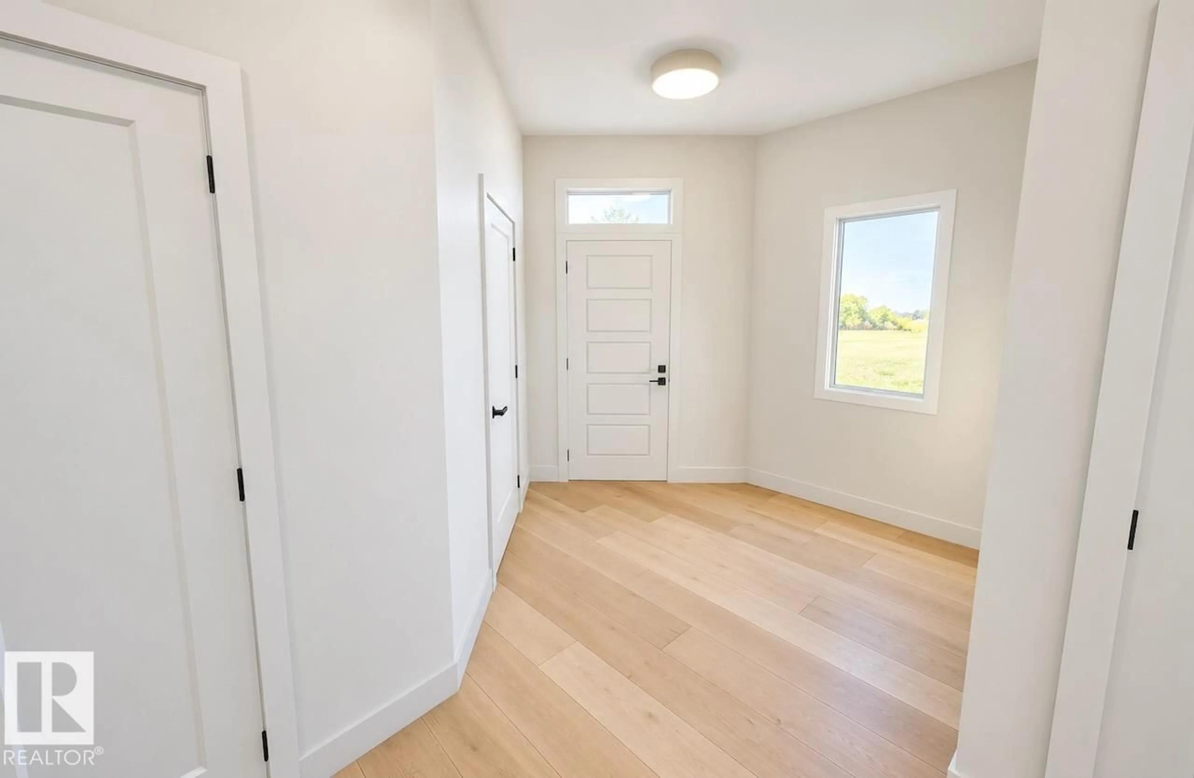 Indoor entryway for NW - 2219 CROSSBILL LI, Edmonton Alberta T5S0Y6