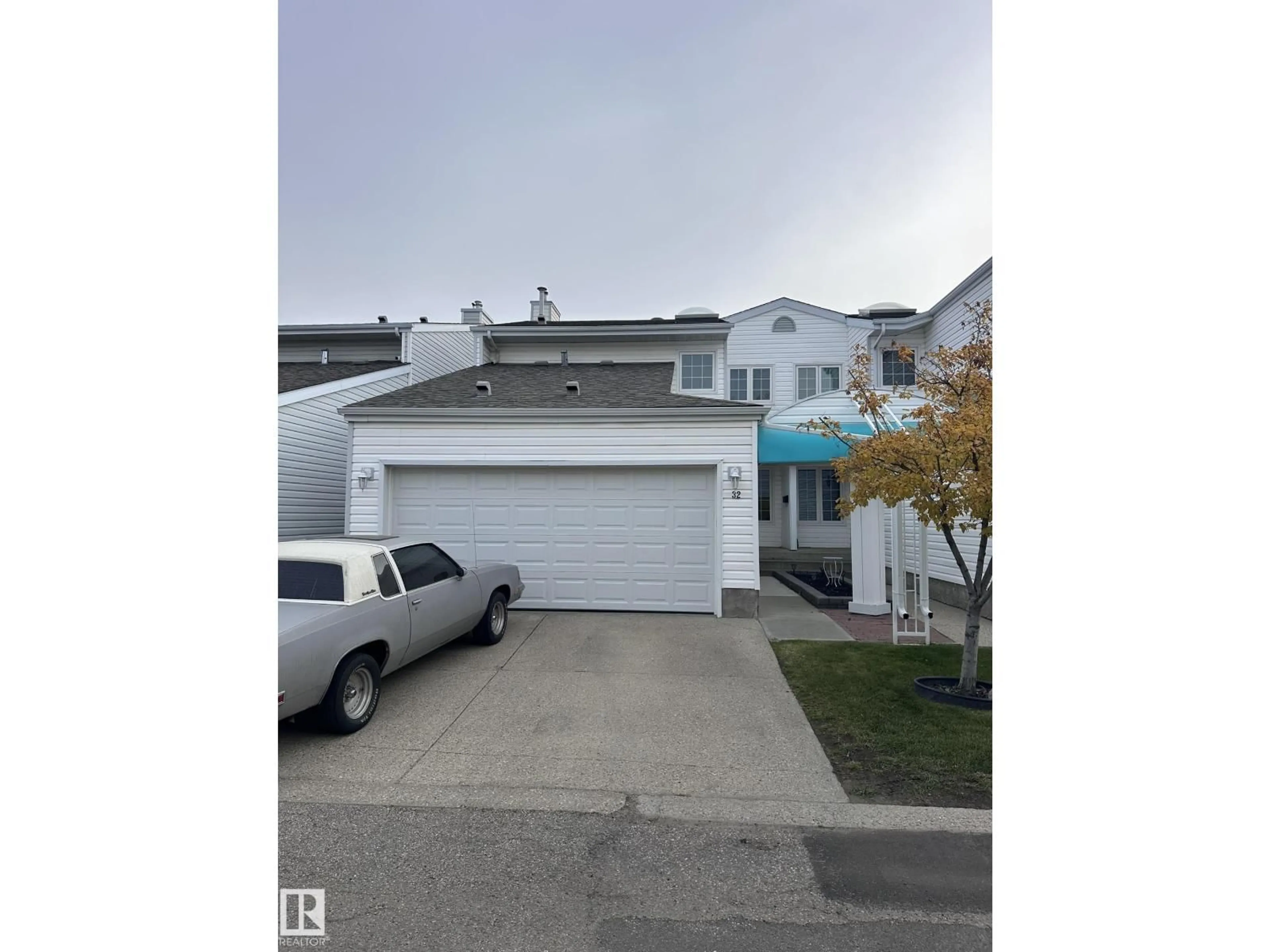 Unknown for #32 - 2911 36 ST, Edmonton Alberta T6L6K4
