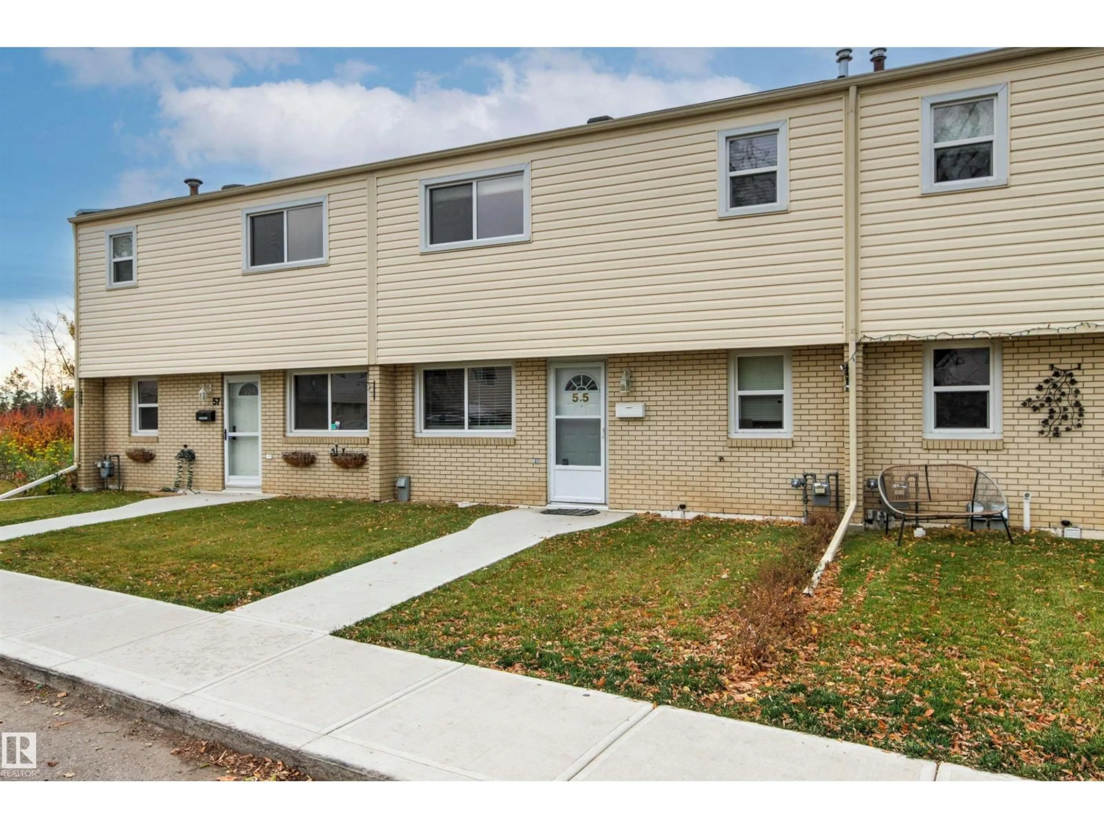 Home with vinyl exterior material, street for 55 ROYAL RD, Edmonton Alberta T6J2E7