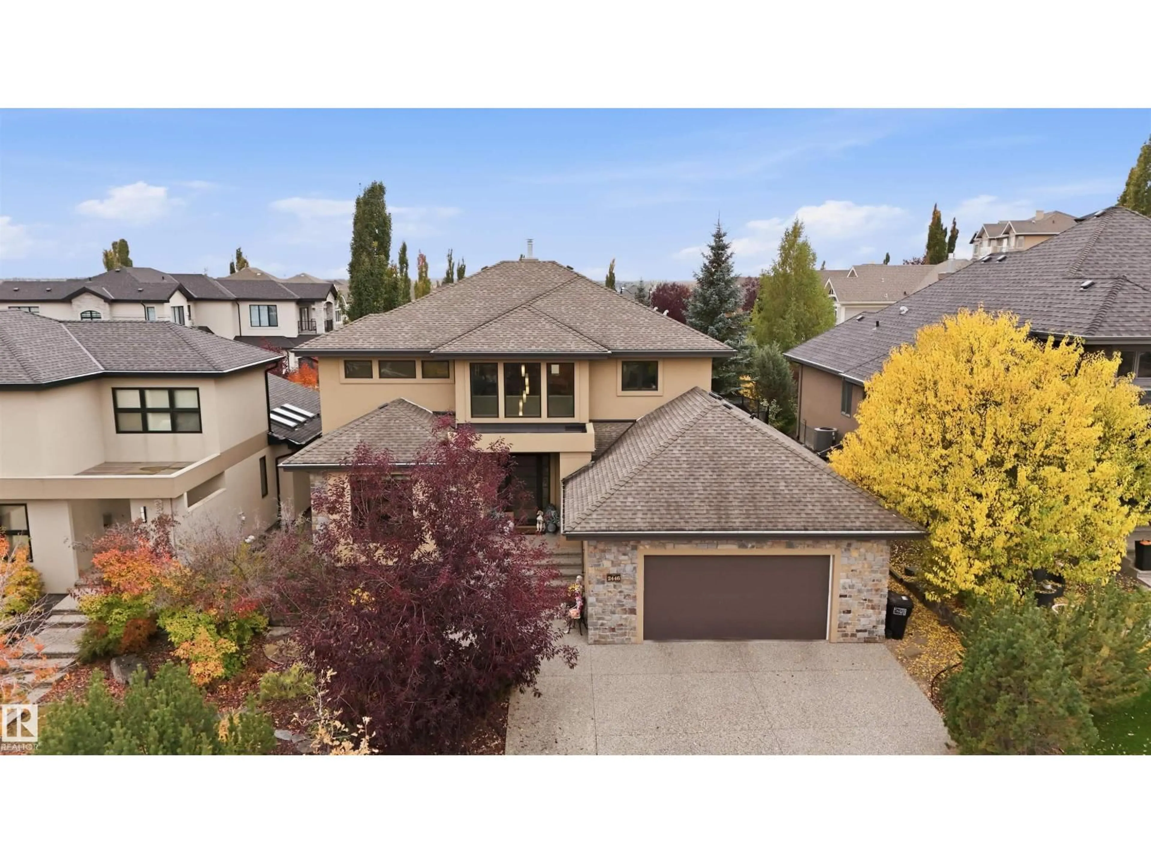 A pic from outside/outdoor area/front of a property/back of a property/a pic from drone, street for 2446 MARTELL CR, Edmonton Alberta T6R0M6