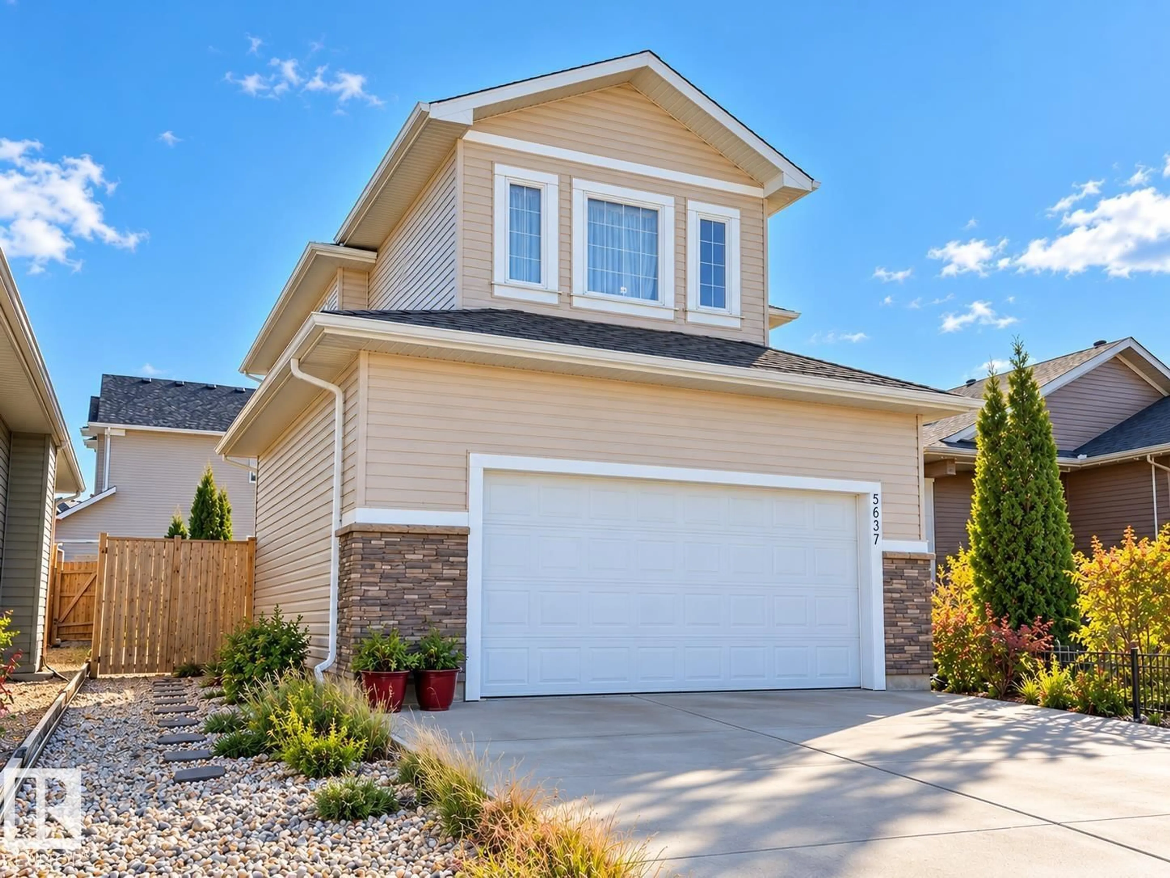 Home with vinyl exterior material, street for 5637 51 AV, Bruderheim Alberta T0B0S0
