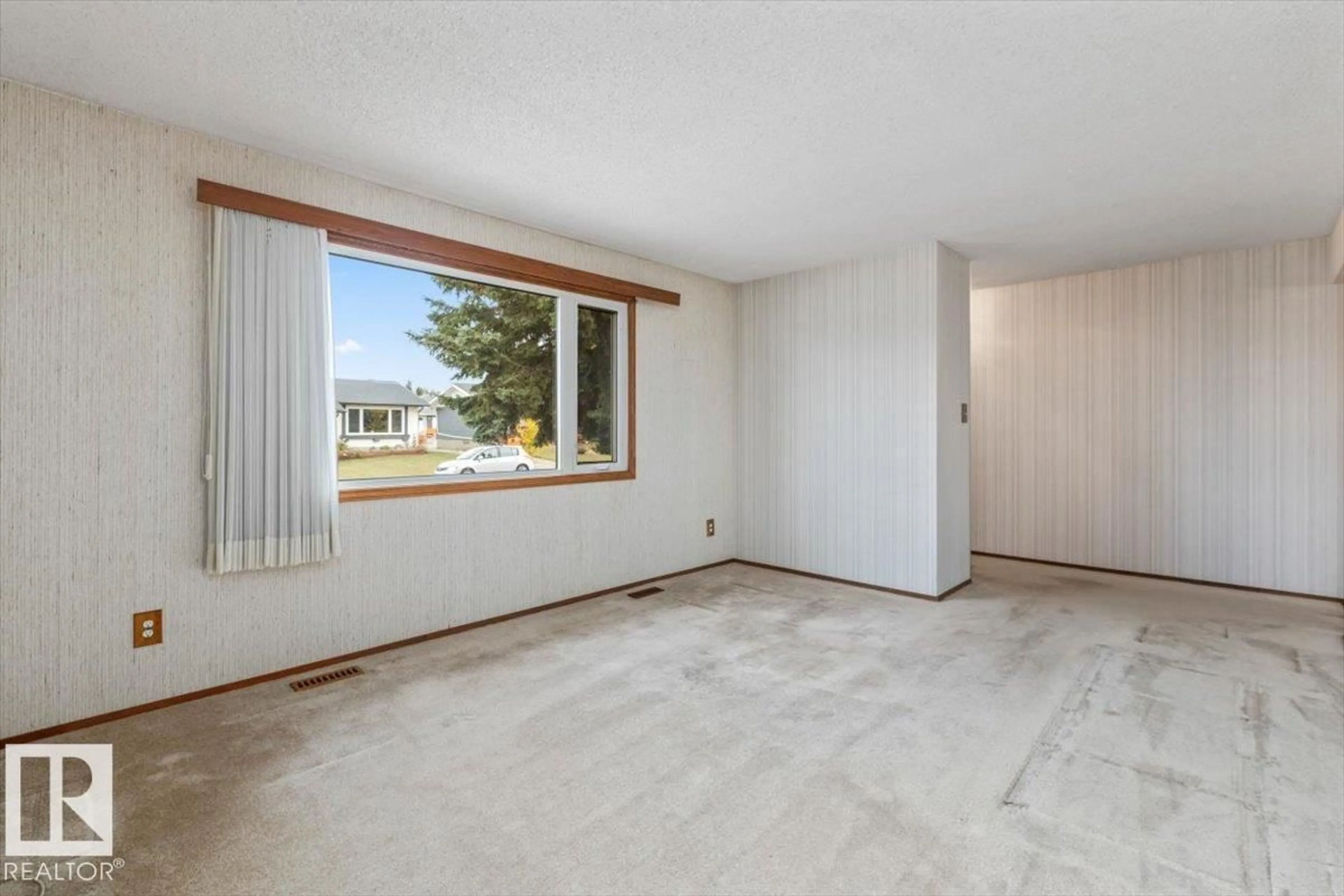 A pic of a room for 17 GARNET CR, Sherwood Park Alberta T8A2R7