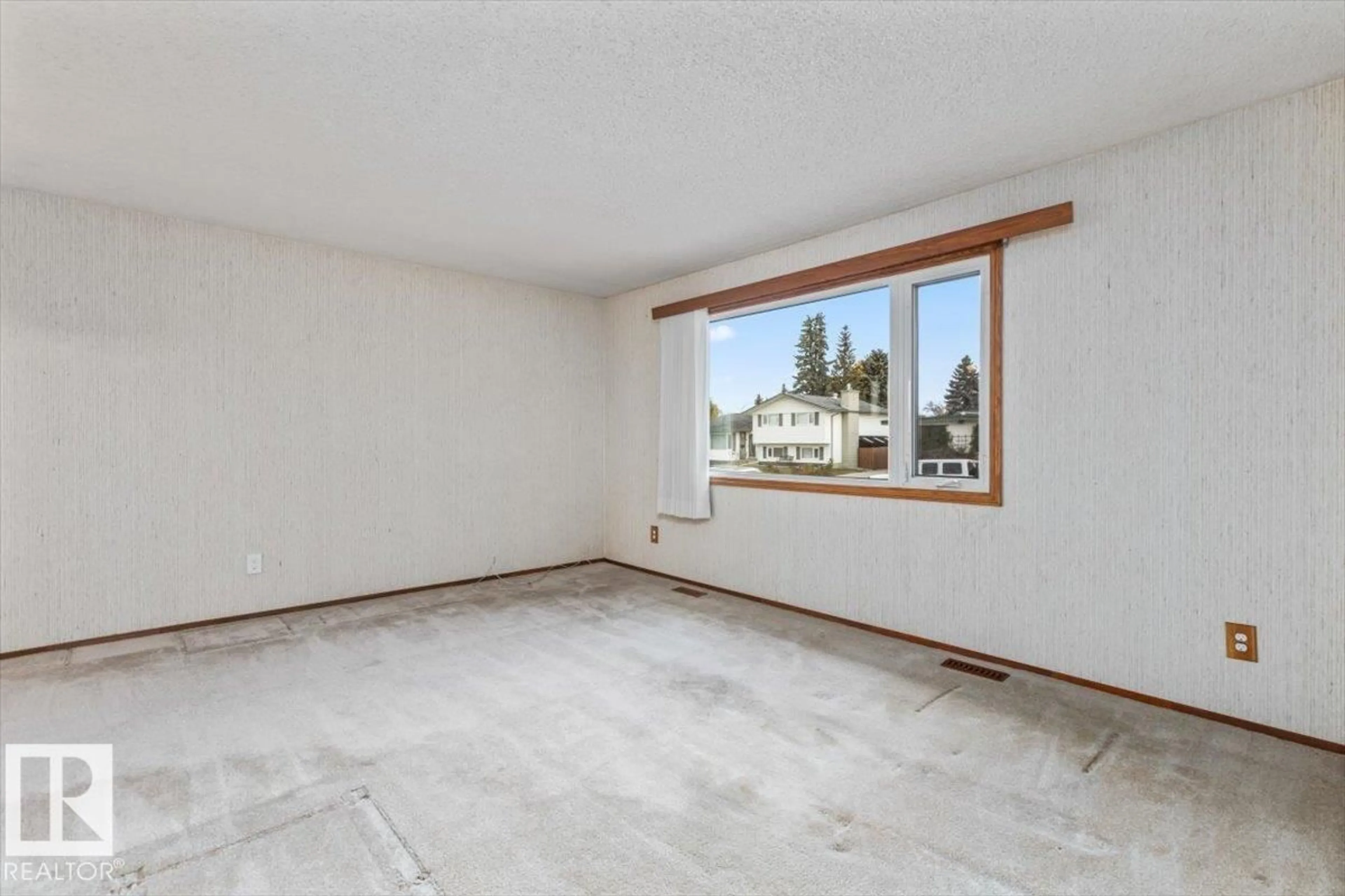 A pic of a room for 17 GARNET CR, Sherwood Park Alberta T8A2R7