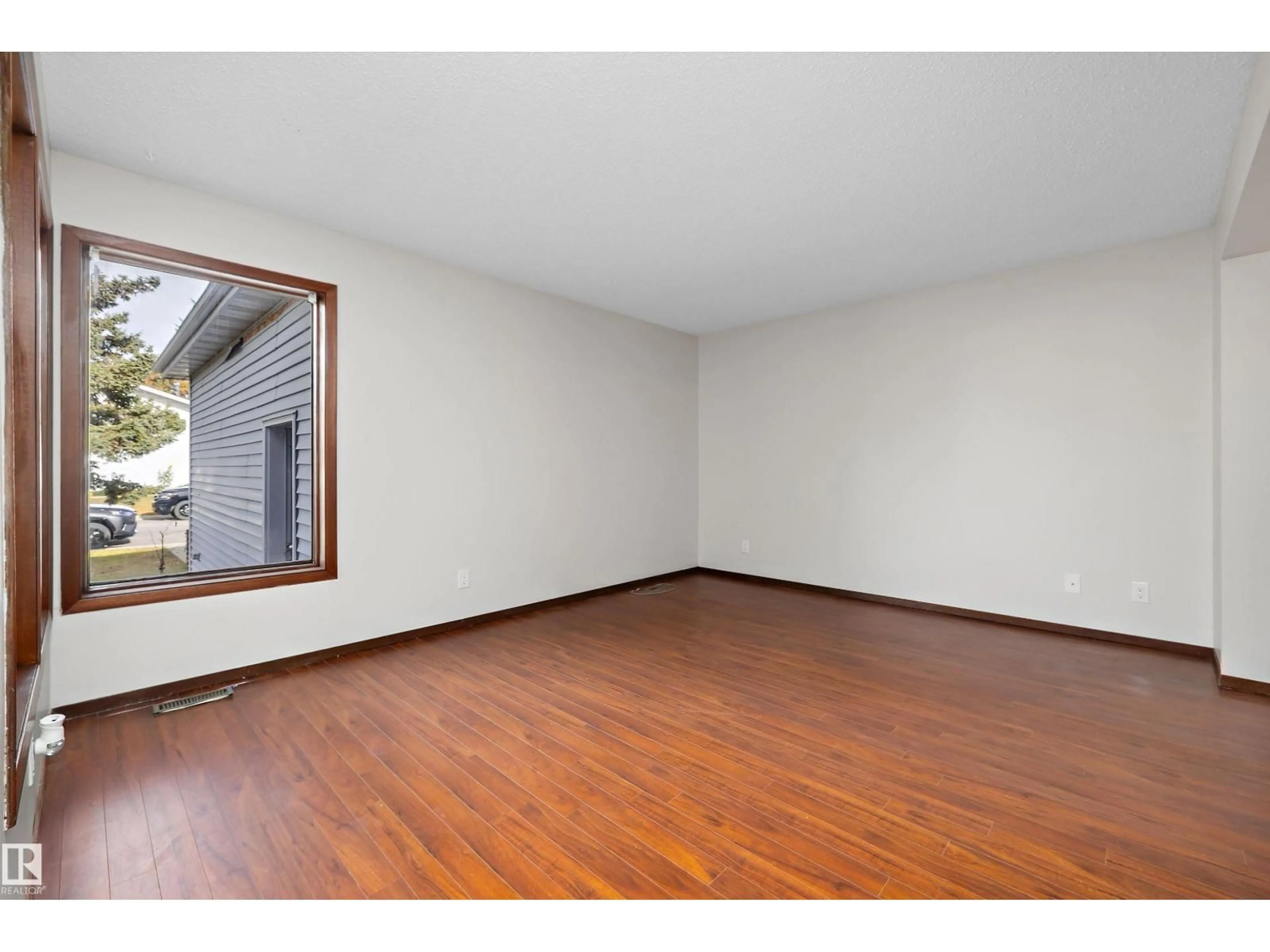 A pic of a room for 18923 82 AV, Edmonton Alberta T5T5A3
