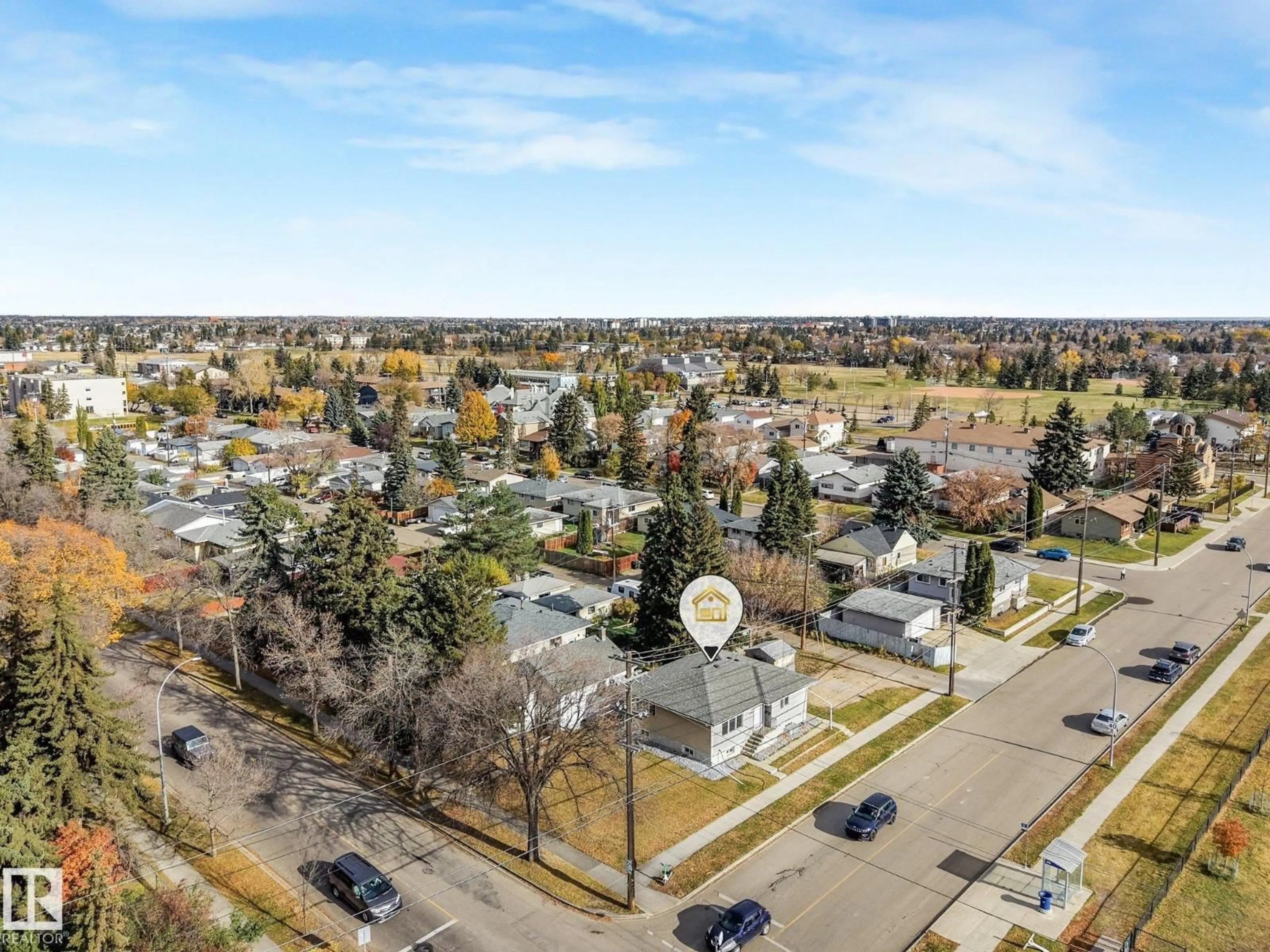 A pic from outside/outdoor area/front of a property/back of a property/a pic from drone, unknown for 11308 129 AV, Edmonton Alberta T5E0L8