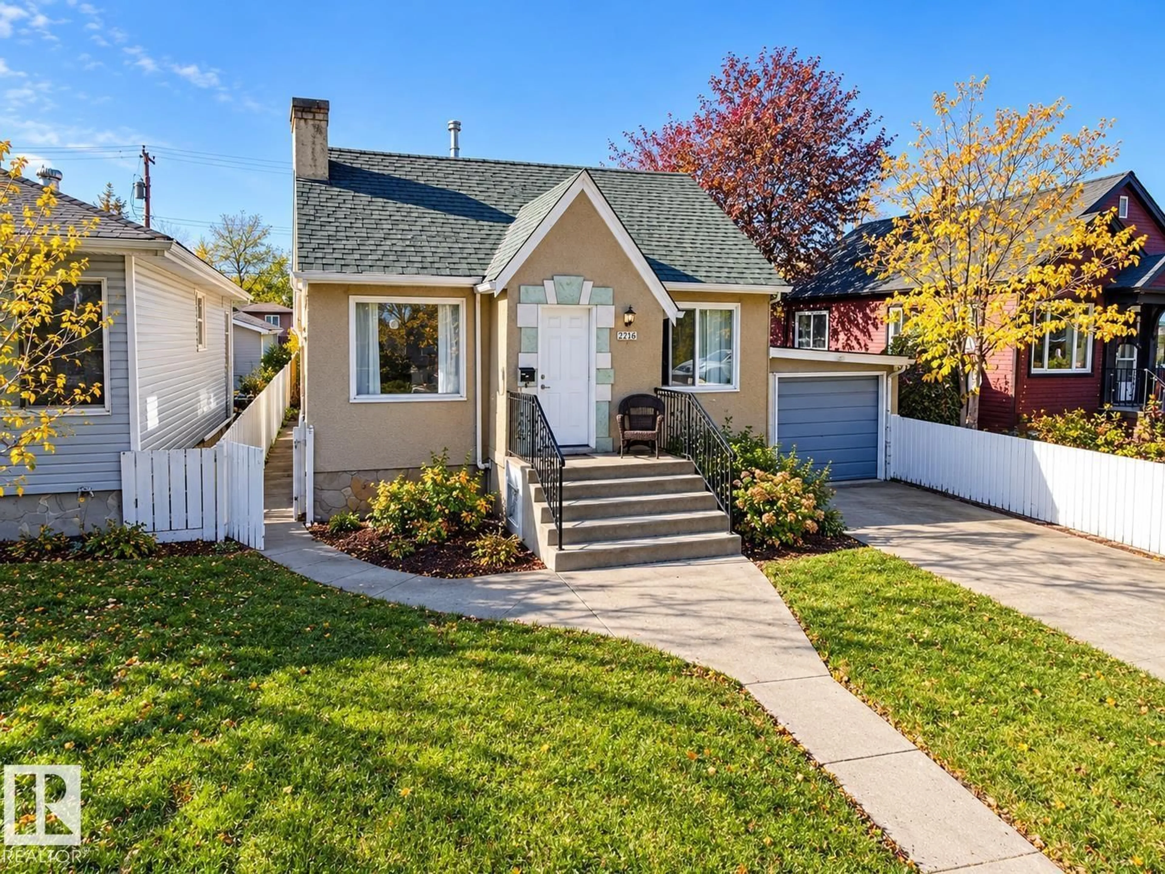 Home with vinyl exterior material, street for NW - 12230 95A ST, Edmonton Alberta T5G1S1