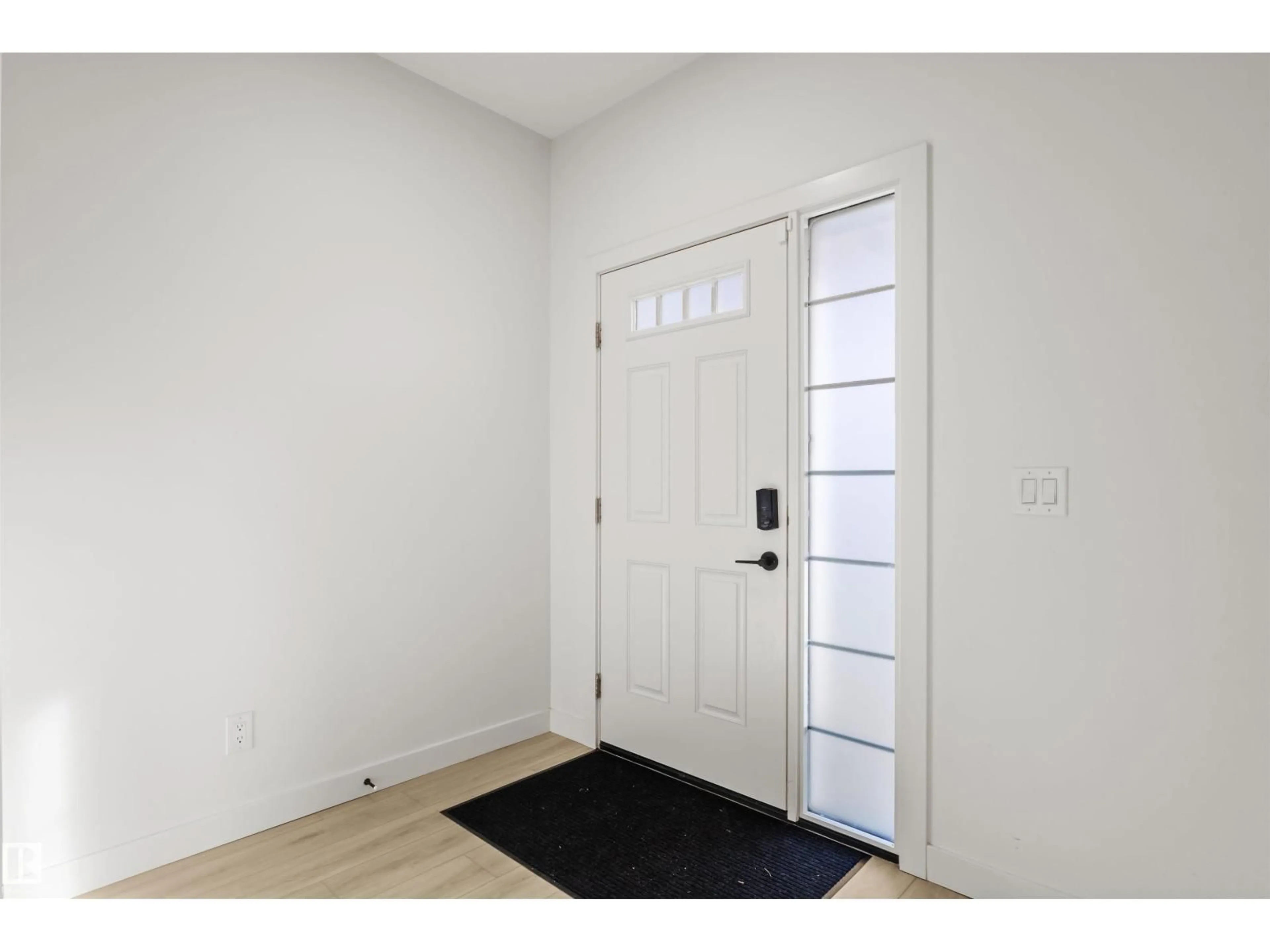 Indoor entryway for 317 JUNIPER CV, Leduc Alberta T9E1S6