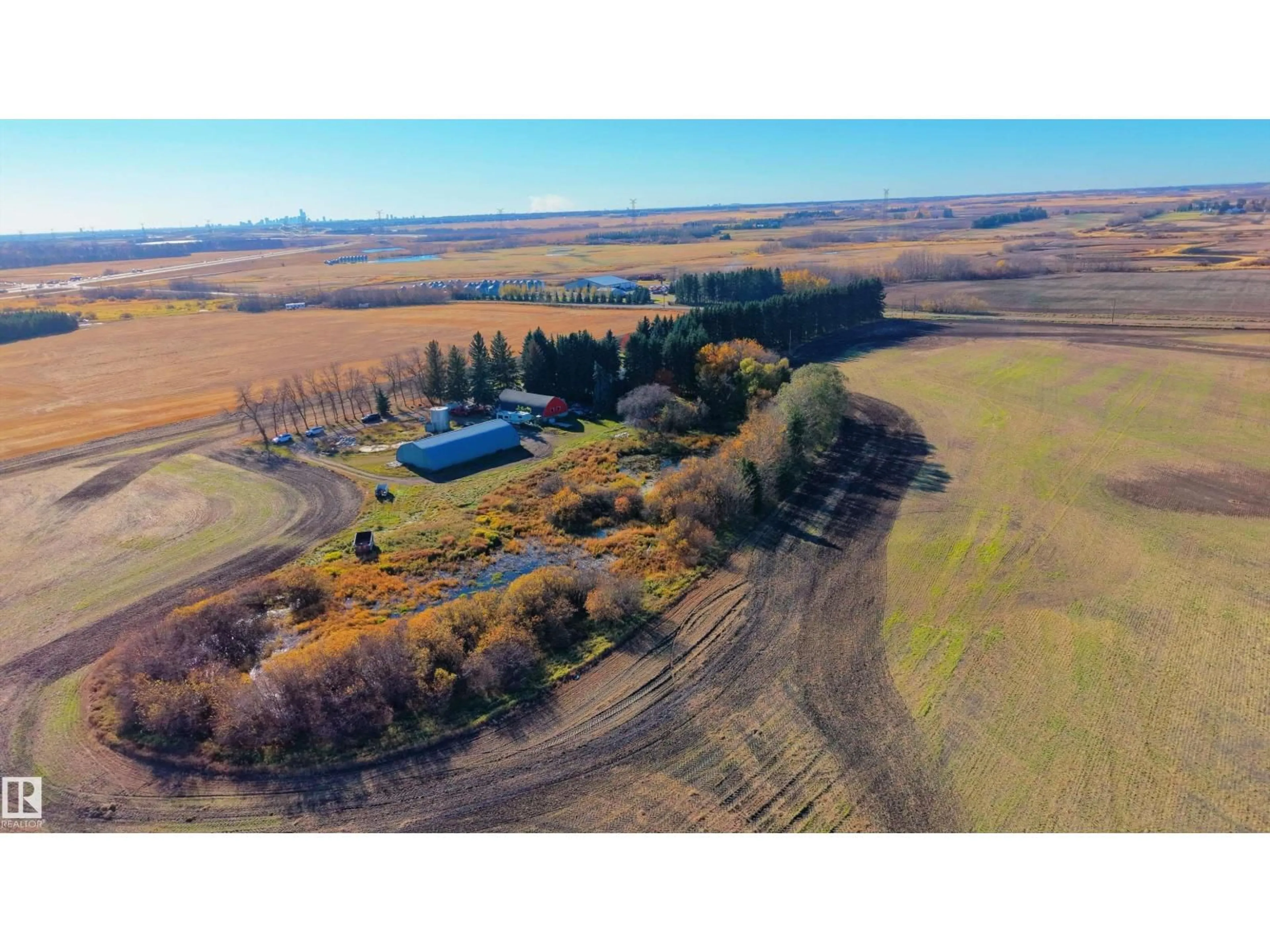 A pic from outside/outdoor area/front of a property/back of a property/a pic from drone, unknown for 20351 18 ST, Edmonton Alberta T5Y6B7