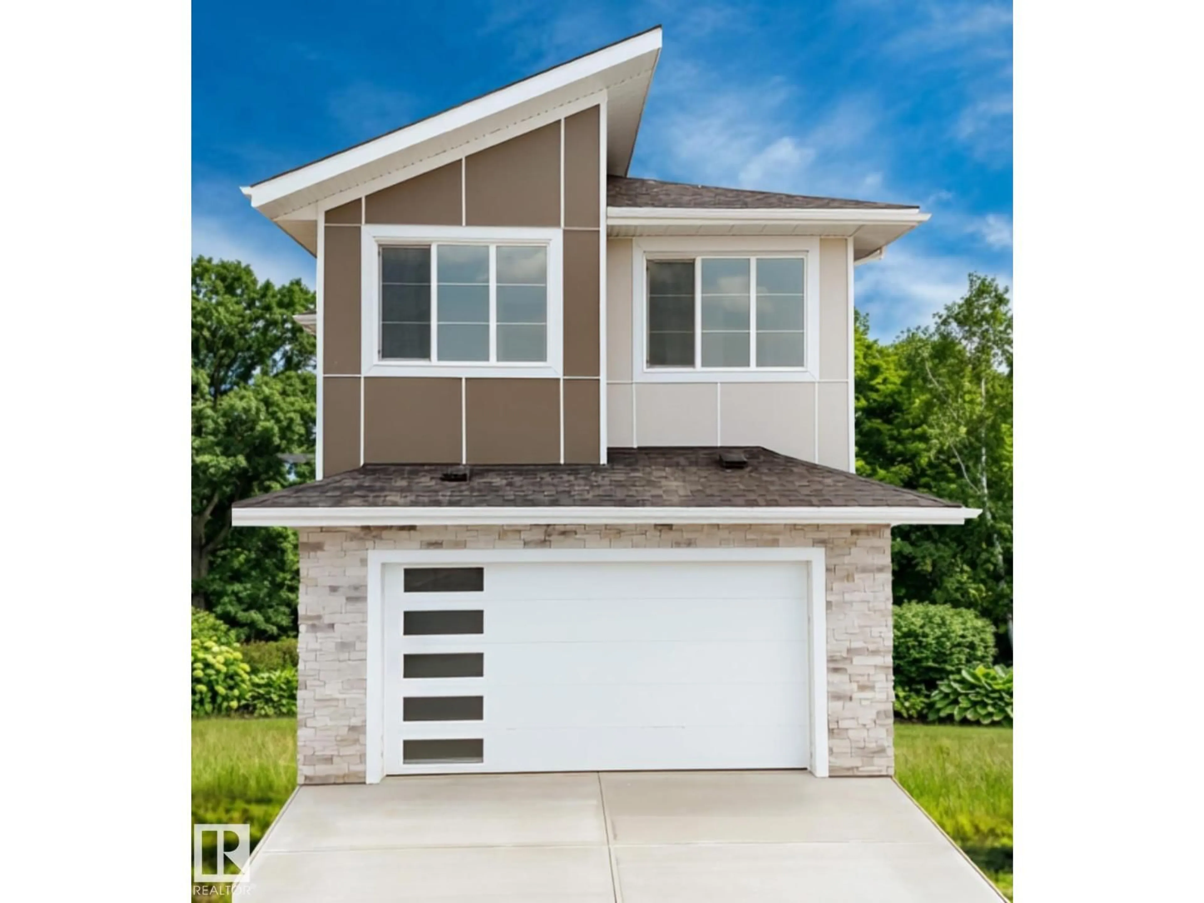 Home with vinyl exterior material, street for 3284 CHERNOWSKI WY, Edmonton Alberta T6W5V6