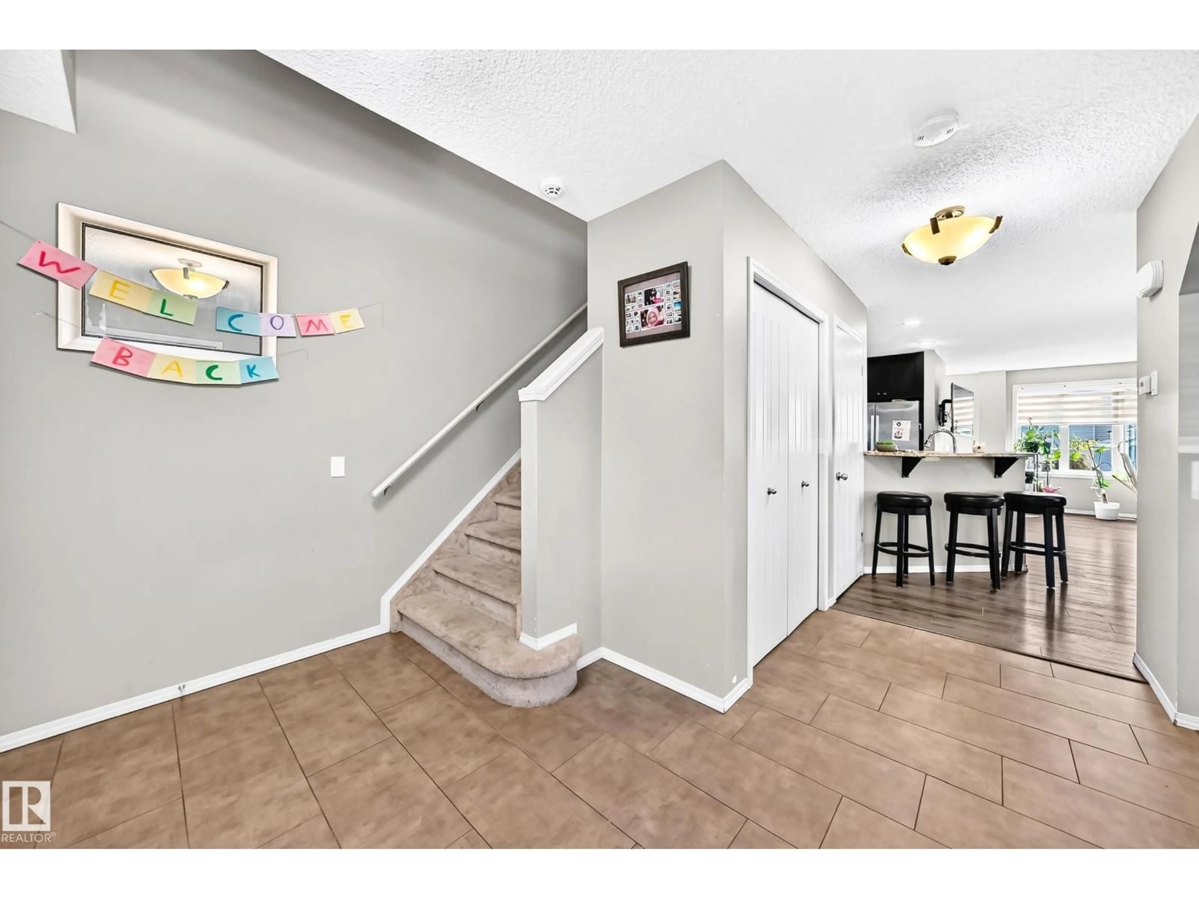 Indoor entryway for NW - 17311 120 ST, Edmonton Alberta T5X0J6