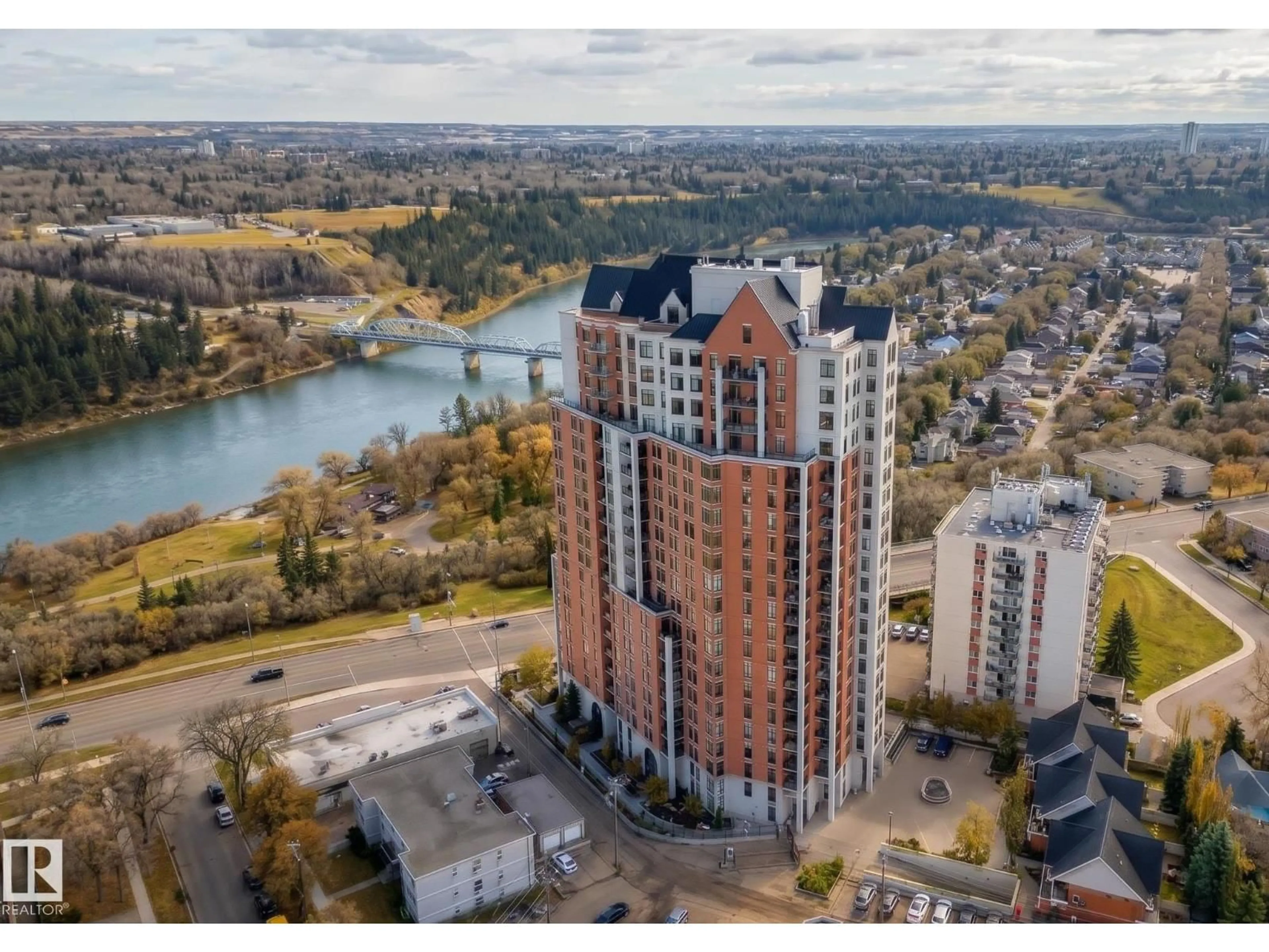 A pic from outside/outdoor area/front of a property/back of a property/a pic from drone, water/lake/river/ocean view for 9020 - 1003 JASPER AV, Edmonton Alberta T5H3S8