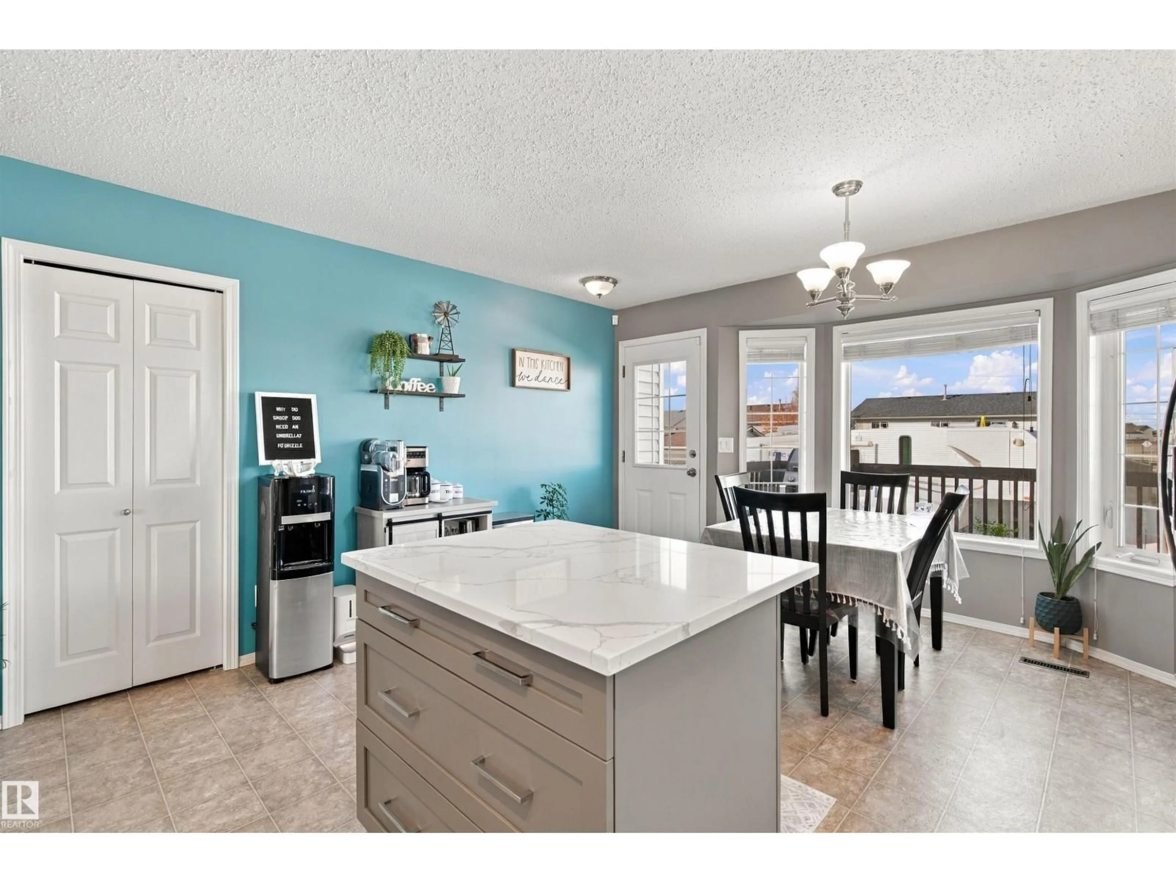 Open concept kitchen, unknown for 3801 42 AVE, Bonnyville Town Alberta T9N2P4