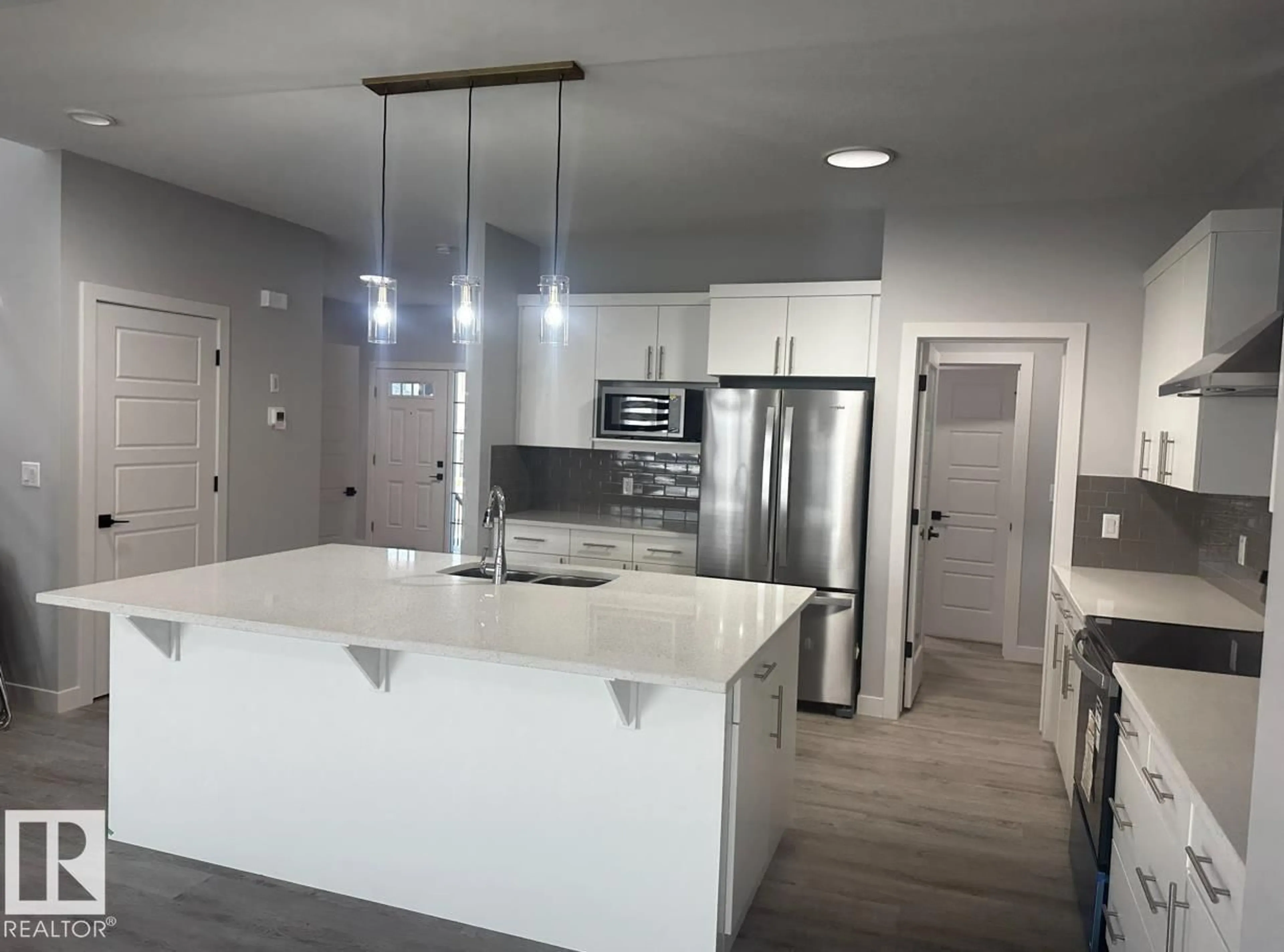 Open concept kitchen, unknown for 9461 PEAR CR, Edmonton Alberta T6X2Z6
