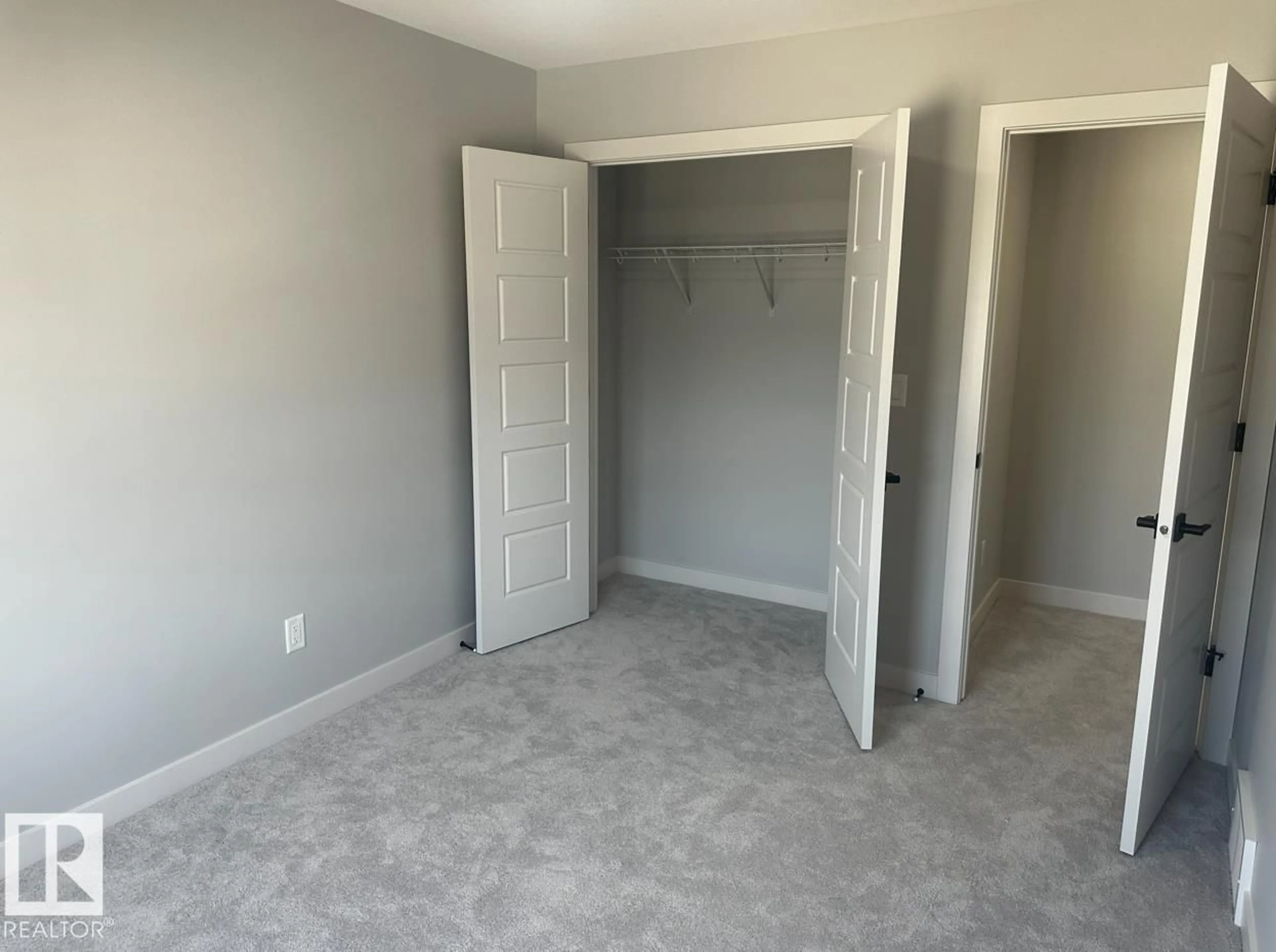 A pic of a room for 9461 PEAR CR, Edmonton Alberta T6X2Z6