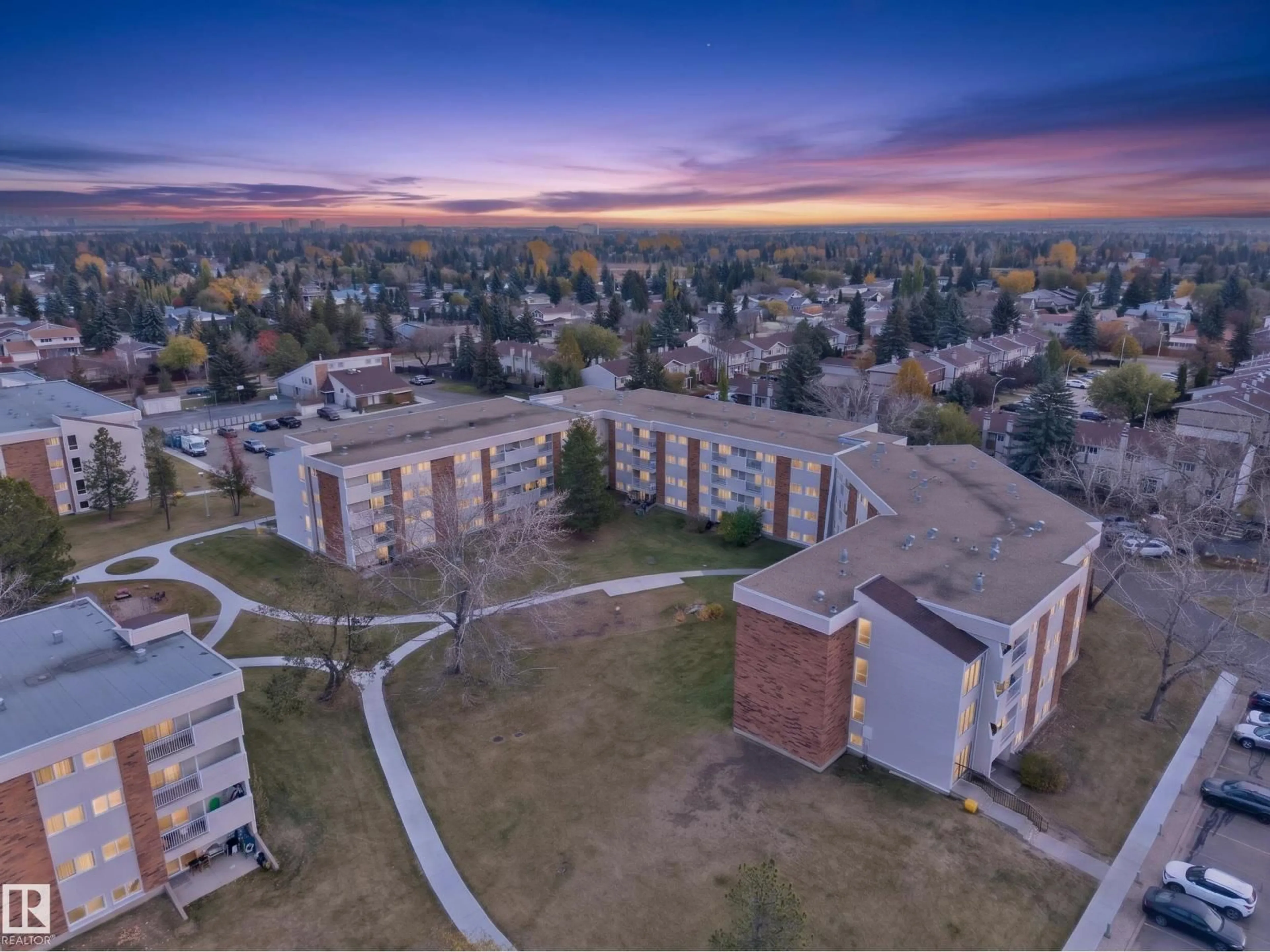 A pic from outside/outdoor area/front of a property/back of a property/a pic from drone, unknown for #27 - 11245 31 AV, Edmonton Alberta T6J3V5