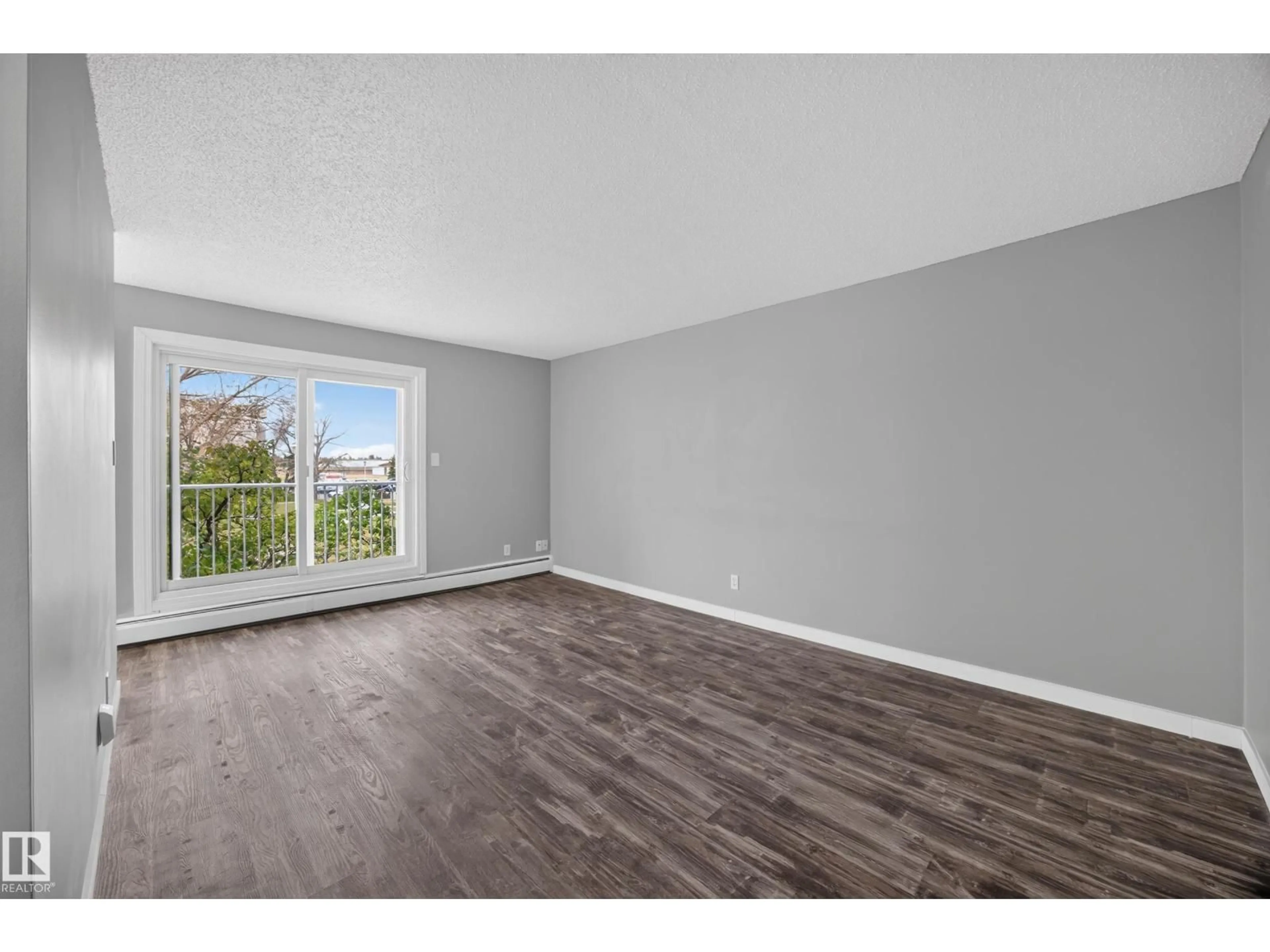 A pic of a room for #27 - 11245 31 AV, Edmonton Alberta T6J3V5