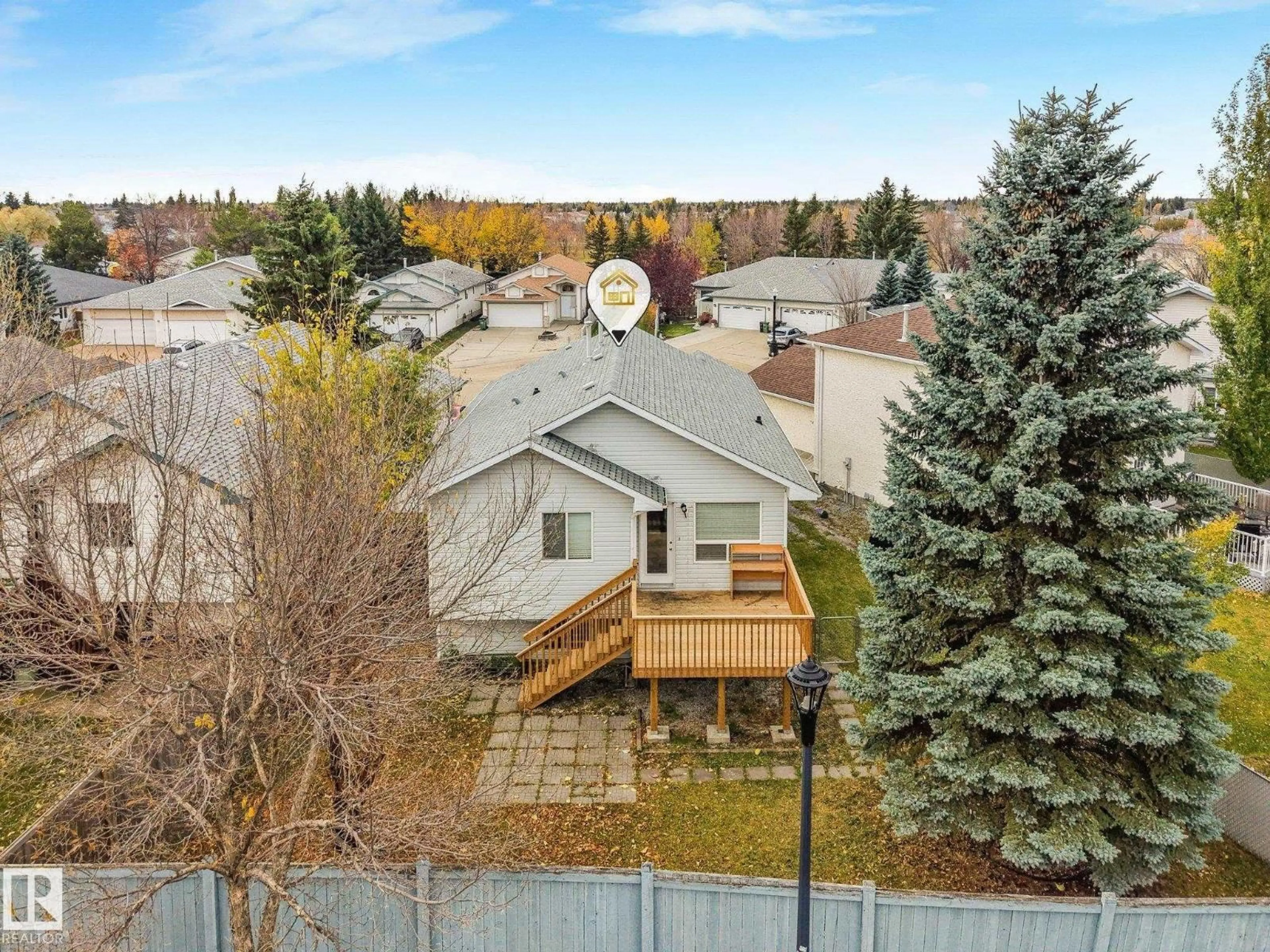 A pic from outside/outdoor area/front of a property/back of a property/a pic from drone, city buildings view from balcony for 9964 178 AV, Edmonton Alberta T5X5X2