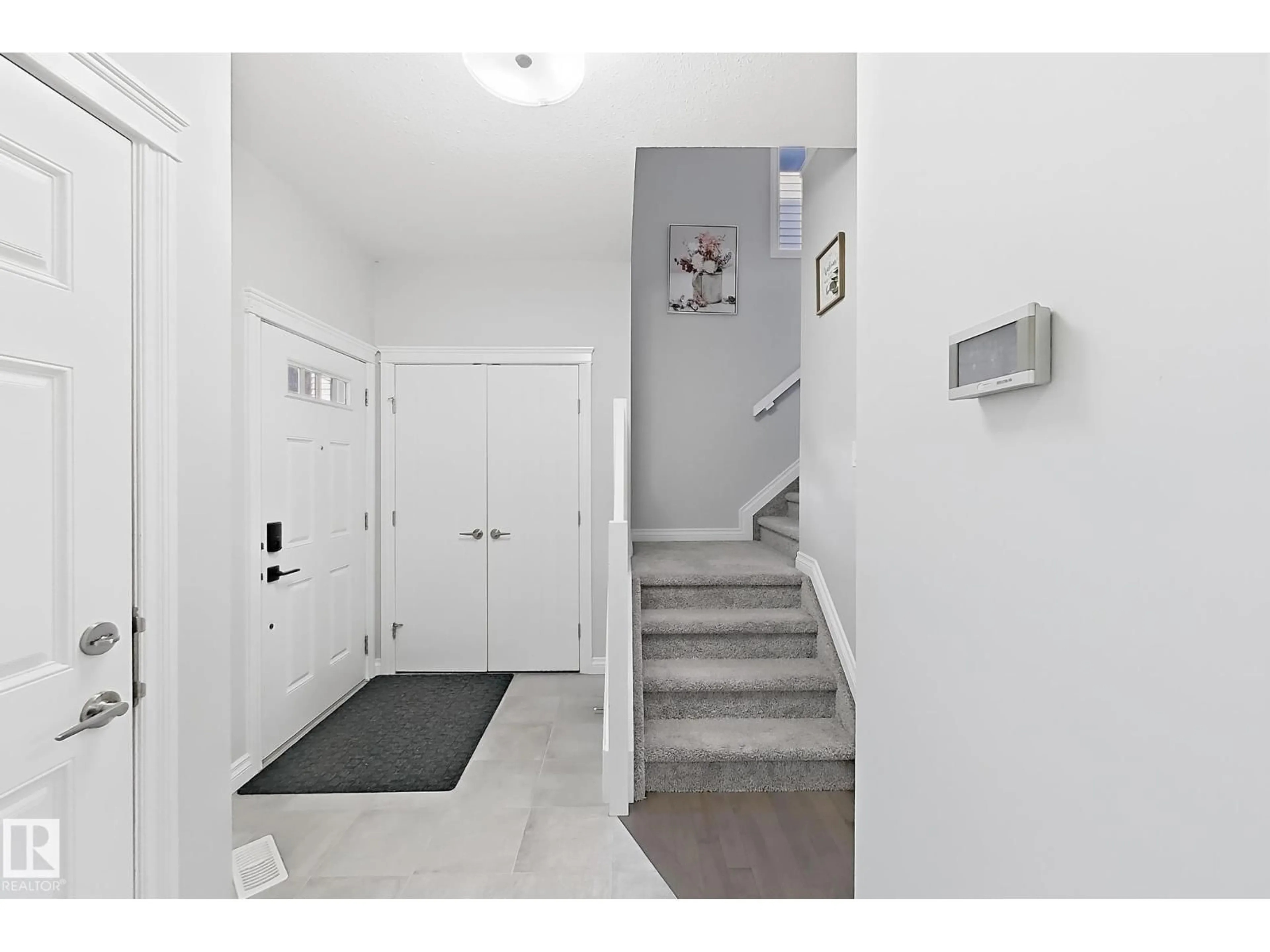 Indoor entryway for NW - 8017 223 ST, Edmonton Alberta T5T7H9