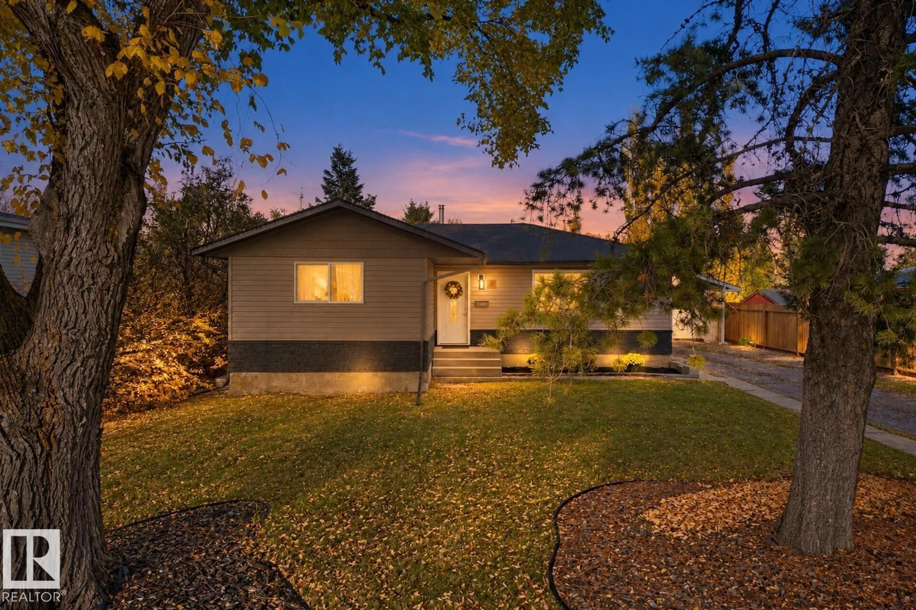 Unknown for 58 PINE ST, Sherwood Park Alberta T8N1S7
