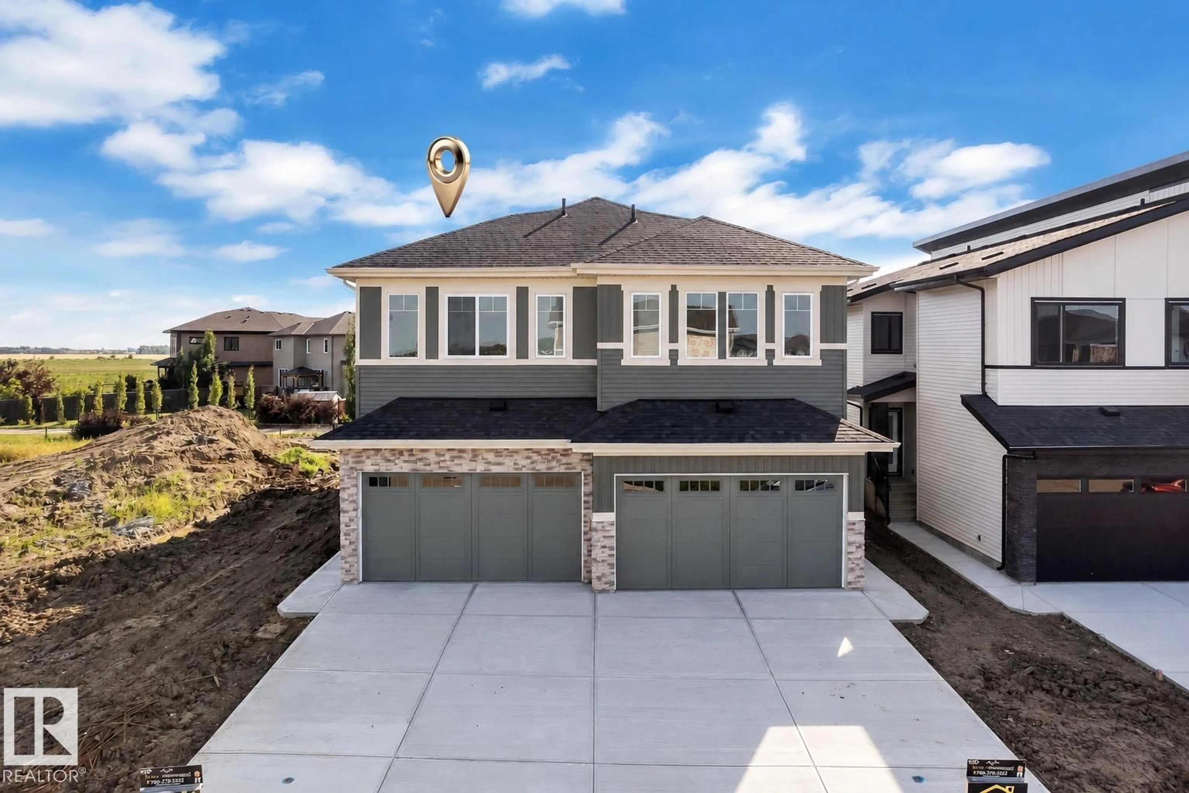 Home with vinyl exterior material, street for 10711 98 ST, Morinville Alberta T8R2R2