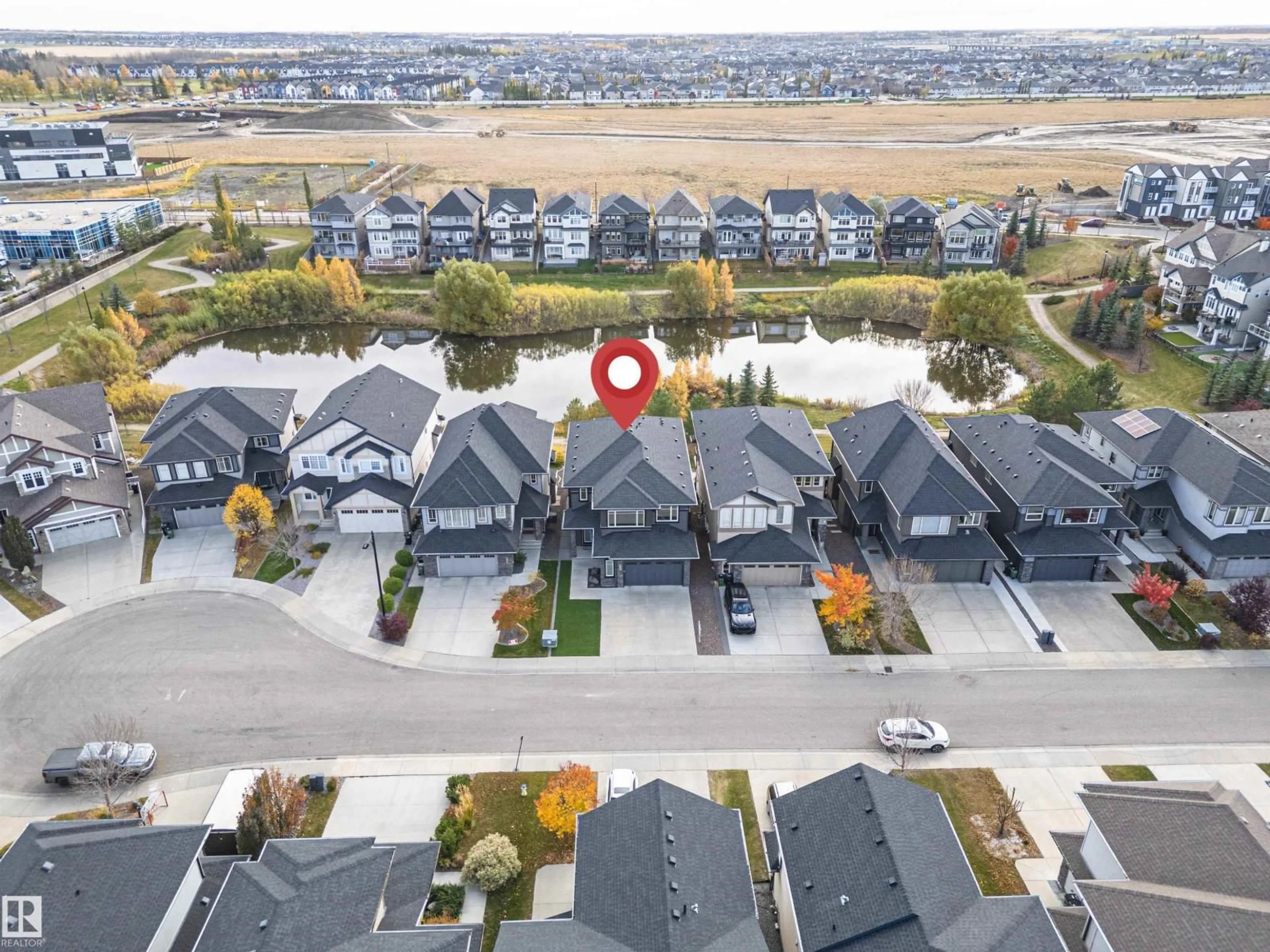 A pic from outside/outdoor area/front of a property/back of a property/a pic from drone, unknown for 3151 ALLAN LD, Edmonton Alberta T6W2R8