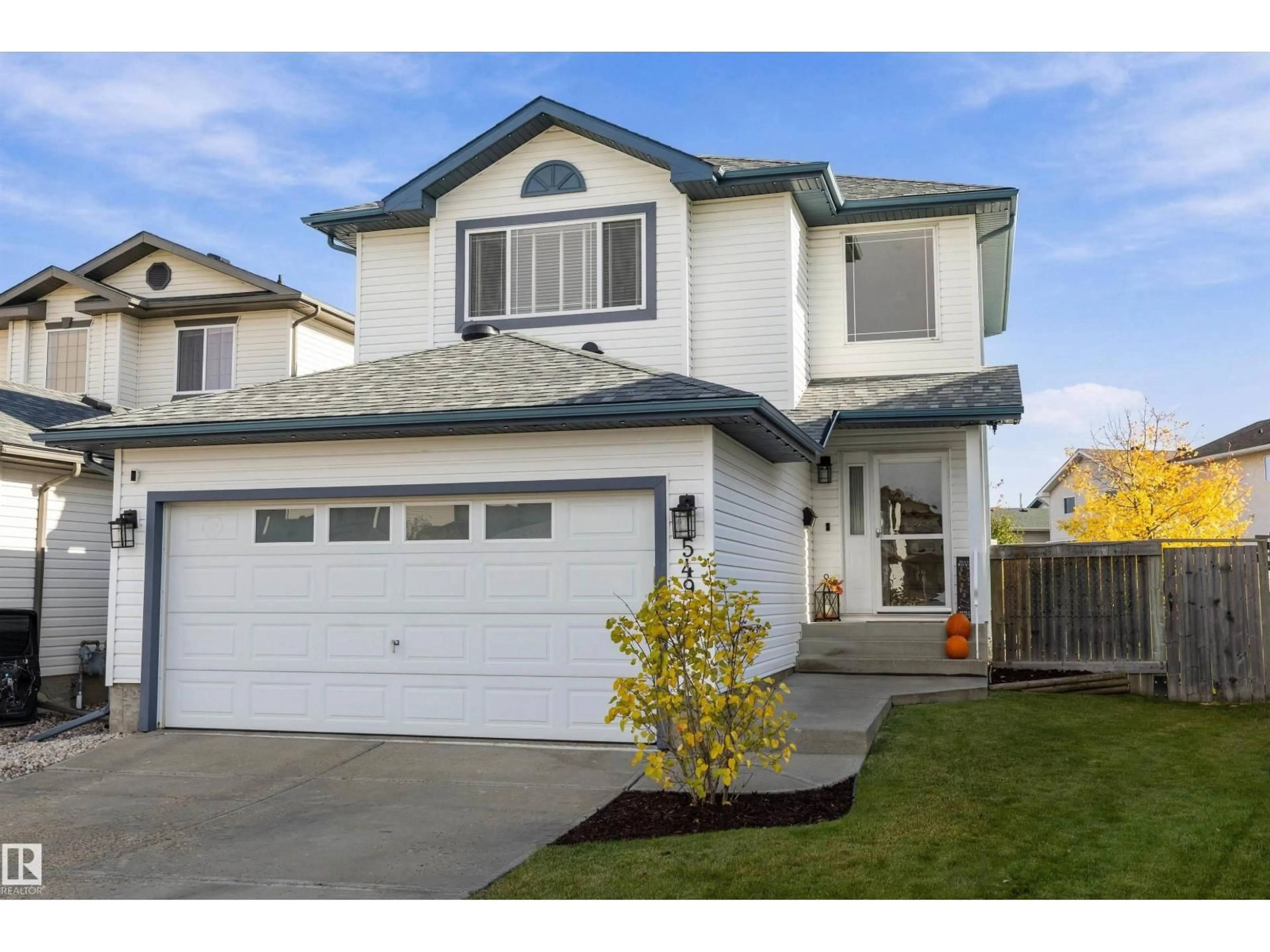 Home with vinyl exterior material, street for 549 KLARVATTEN LAKE WD, Edmonton Alberta T5Z3M1