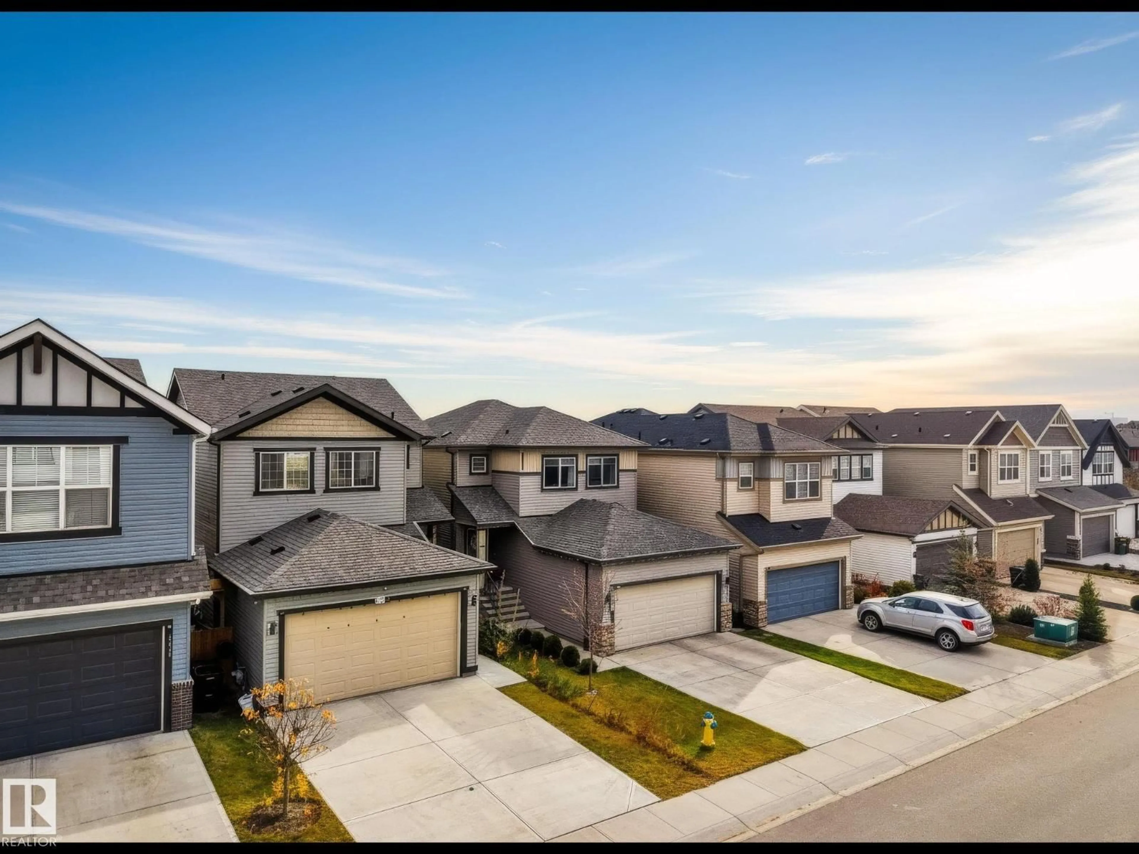 A pic from outside/outdoor area/front of a property/back of a property/a pic from drone, street for 9507 228 ST, Edmonton Alberta T5T7H5