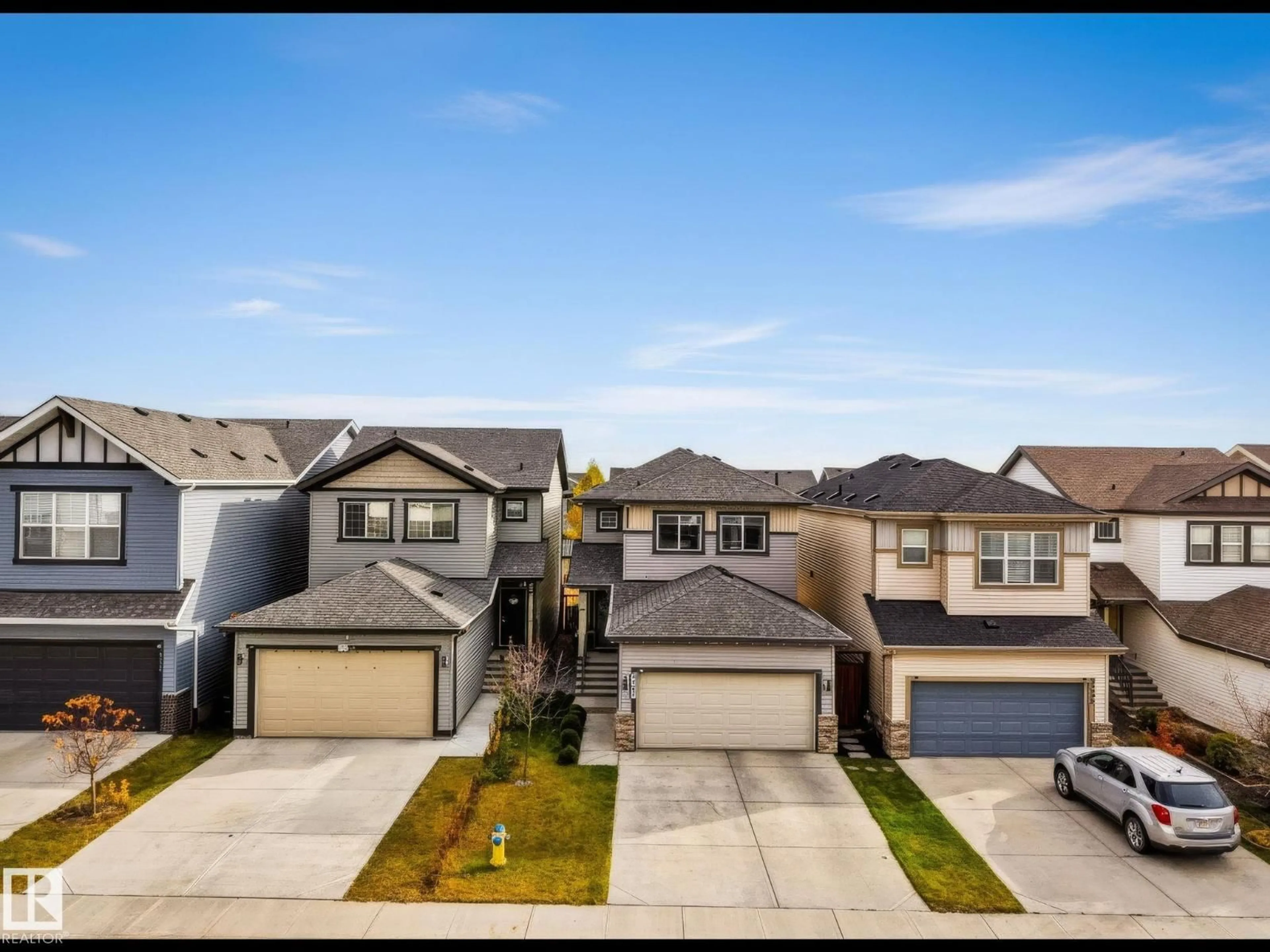 A pic from outside/outdoor area/front of a property/back of a property/a pic from drone, street for 9507 228 ST, Edmonton Alberta T5T7H5