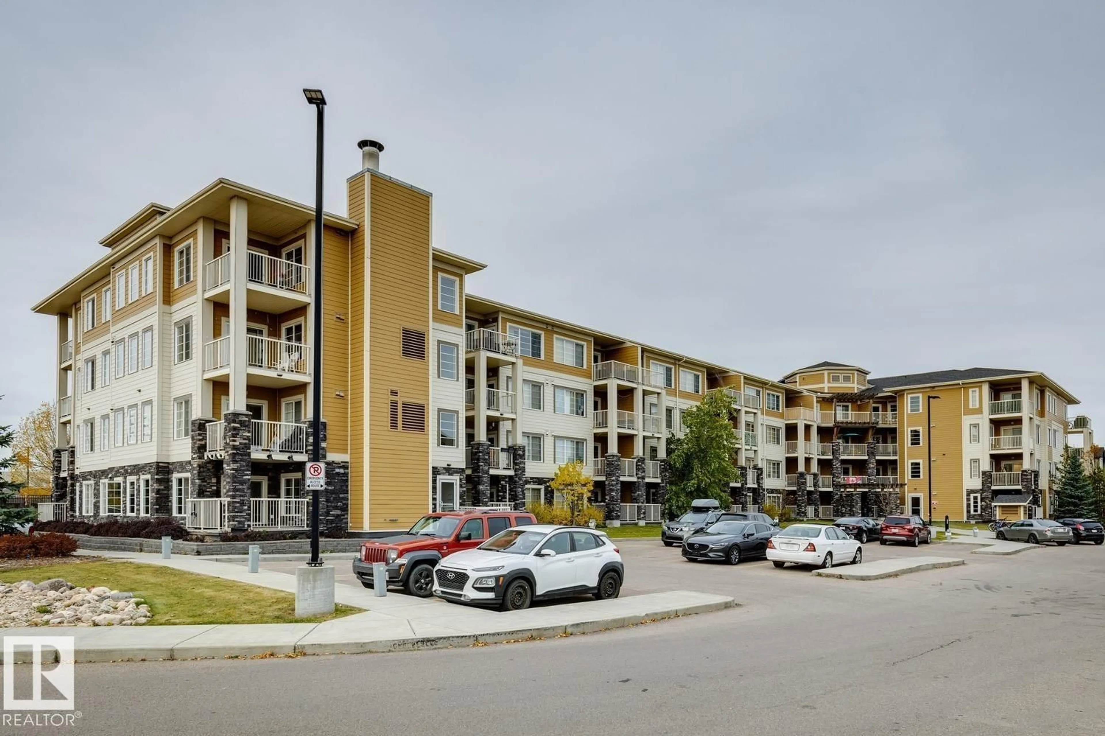 Unknown for #312 - 3670 139 AV NW, Edmonton Alberta T5Y3N5