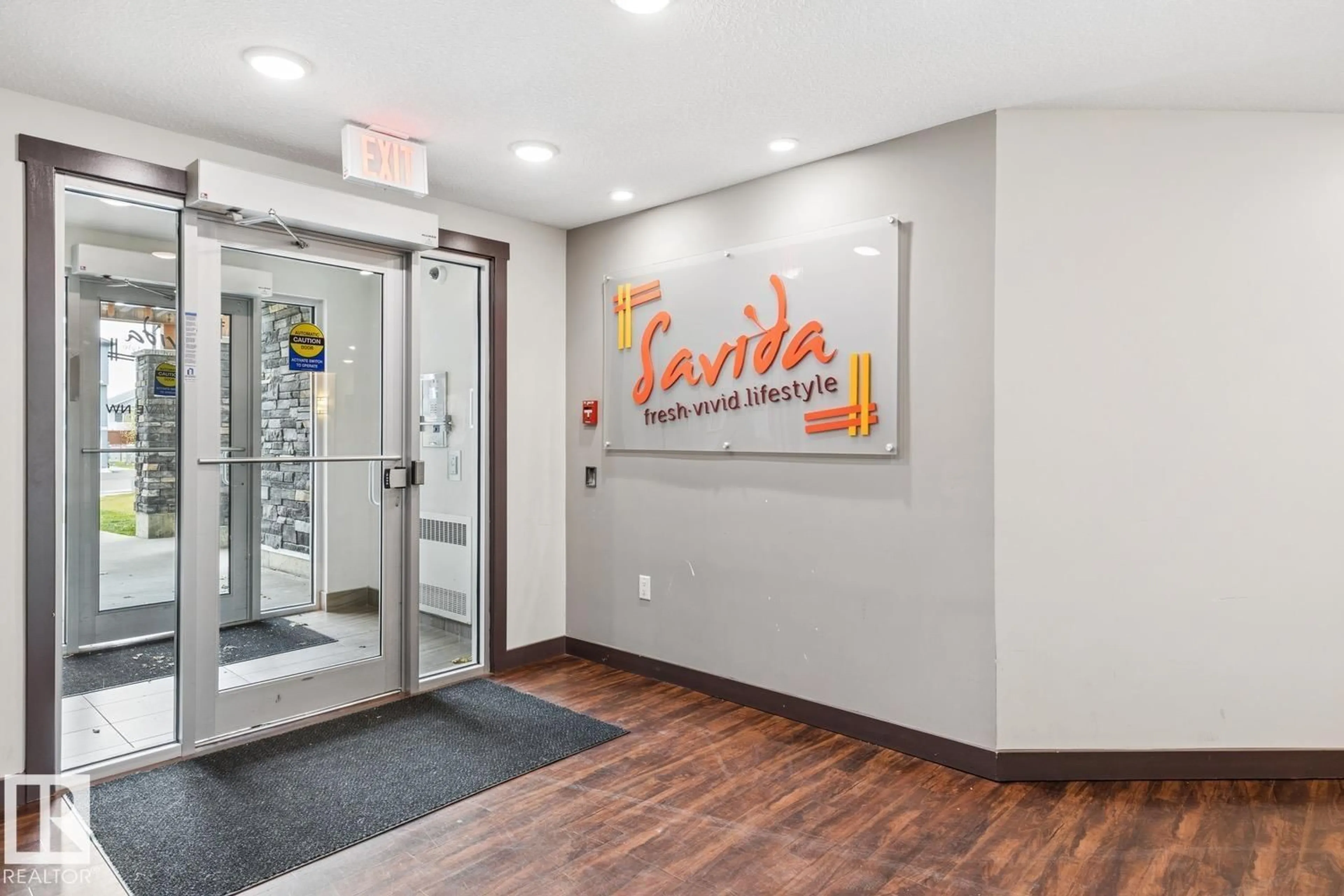 Indoor foyer for #312 - 3670 139 AV NW, Edmonton Alberta T5Y3N5