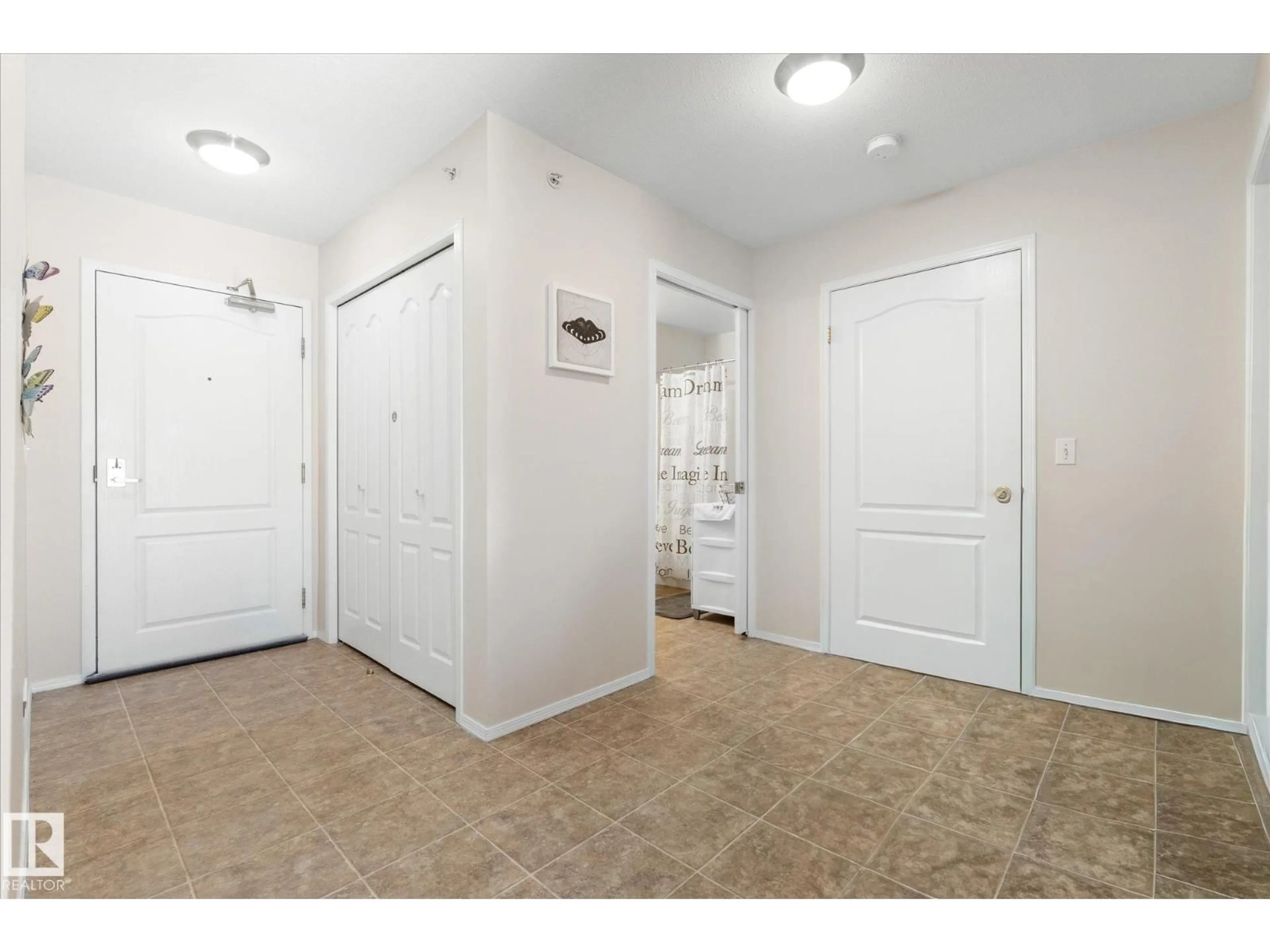 Unknown for 452 13441 127 ST NW, Edmonton Alberta T5L5B6