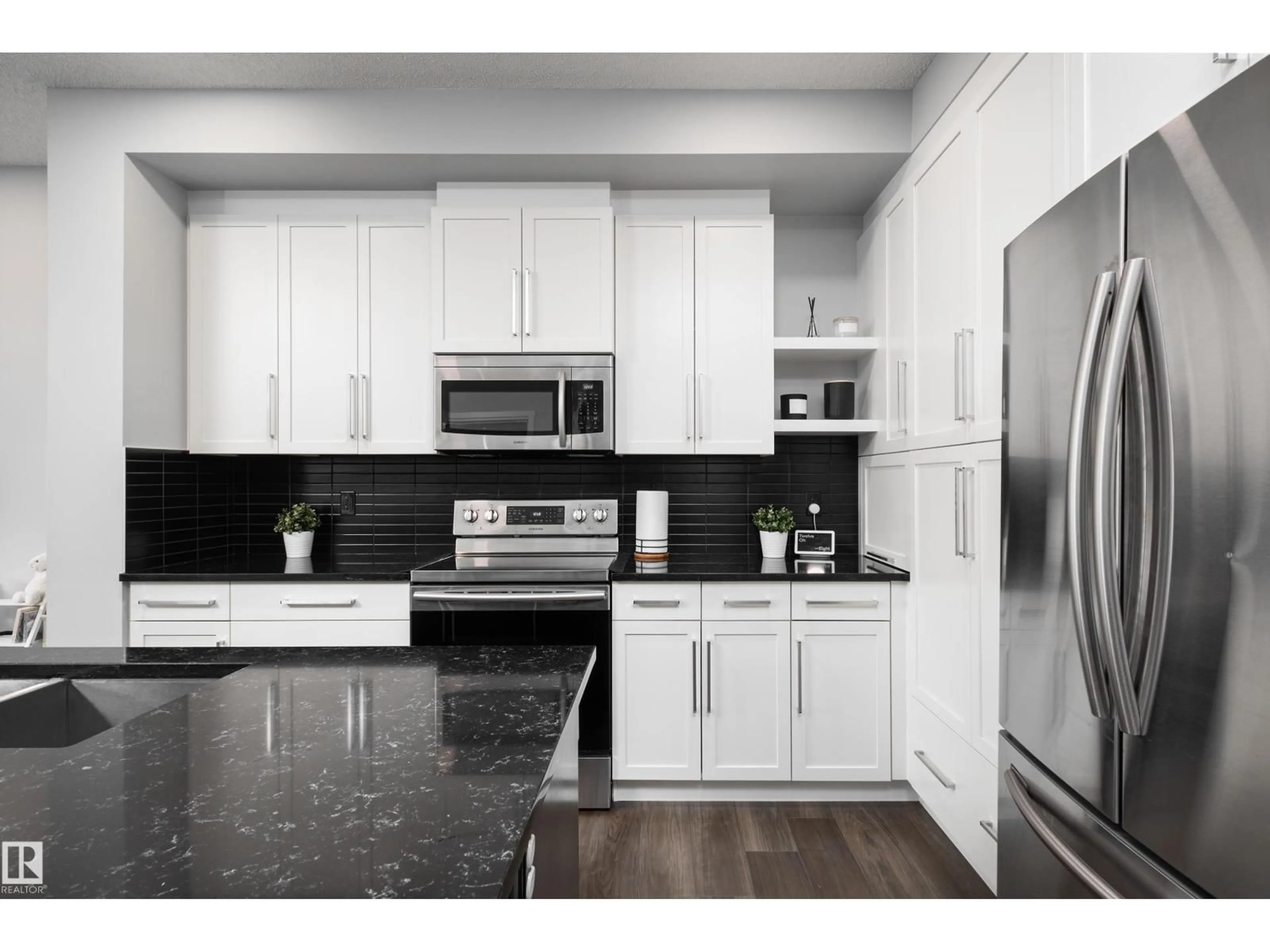 Contemporary kitchen, ceramic/tile floor for SW - 310 41 ST, Edmonton Alberta T6X2L8