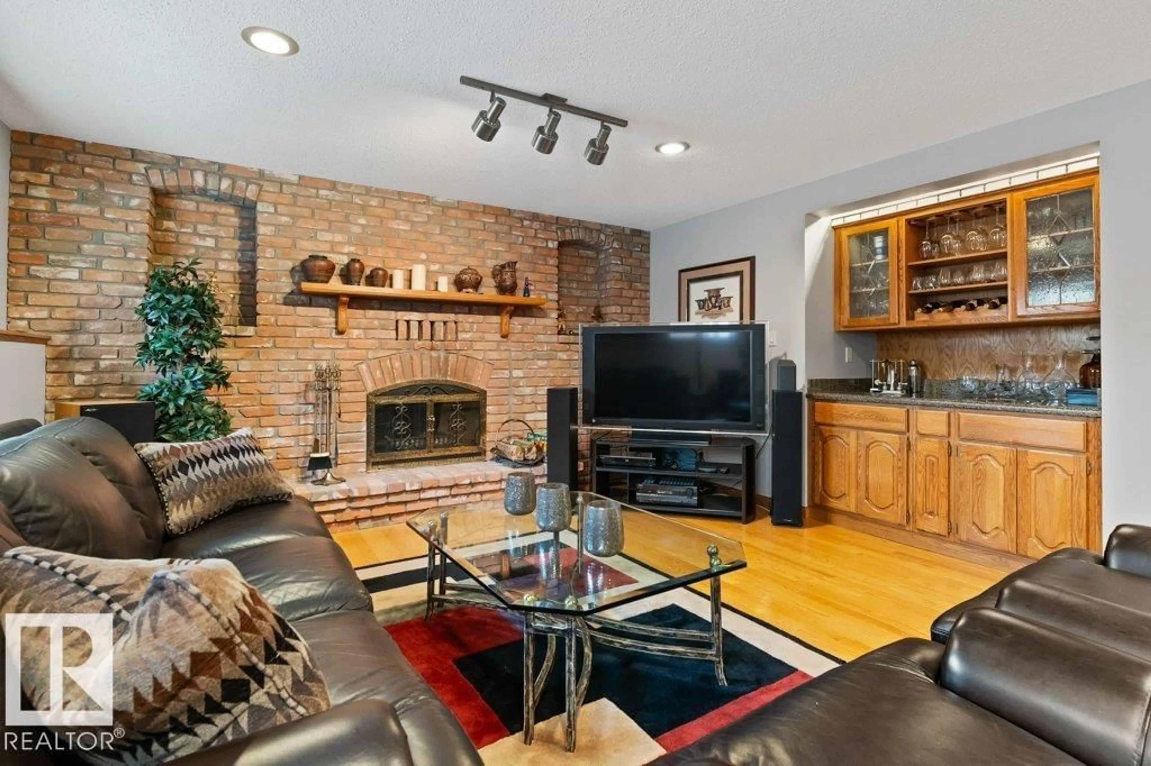 Living room with furniture, unknown for 21 LORNE CR, St. Albert Alberta T8N3R5