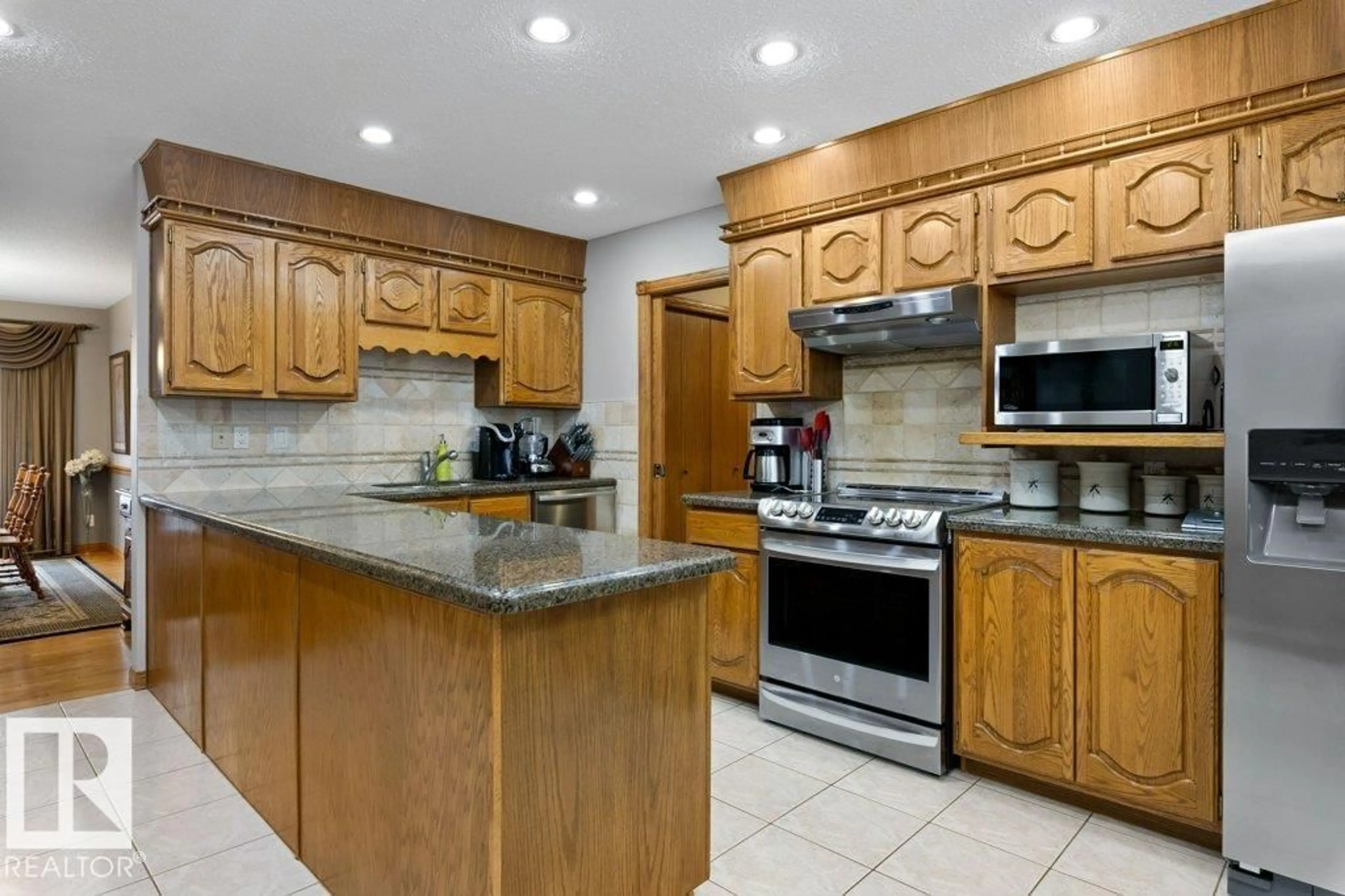 Unknown for 21 LORNE CR, St. Albert Alberta T8N3R5